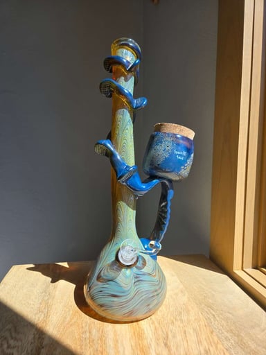 Preview pic of Special K 15" Beaker Nug Jar Bong