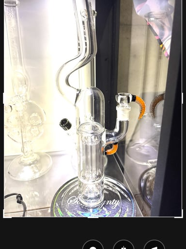 Preview pic of Sov peote pillar