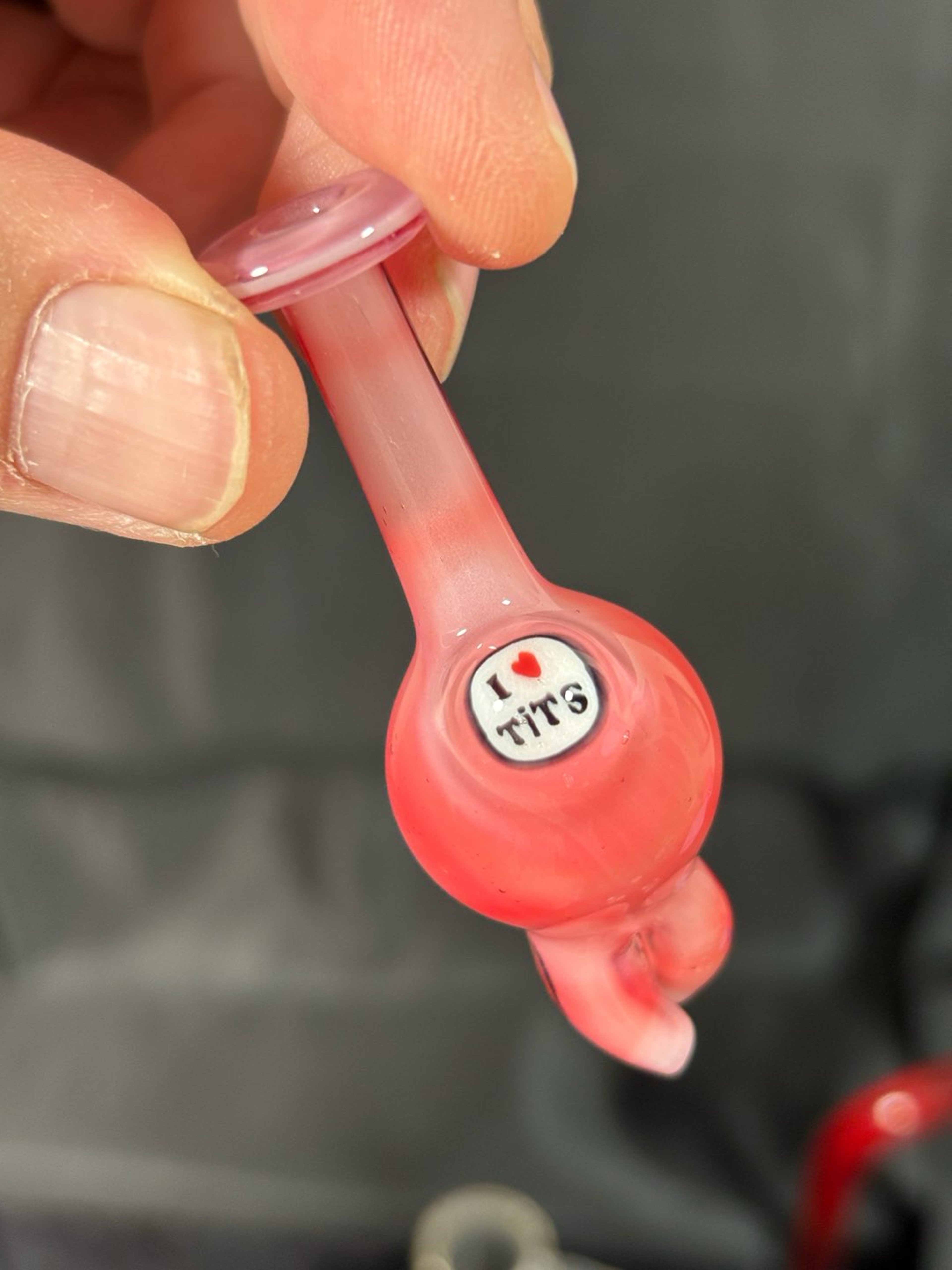 Preview pic of I ❤️ Tits Spinner Bubble Cap