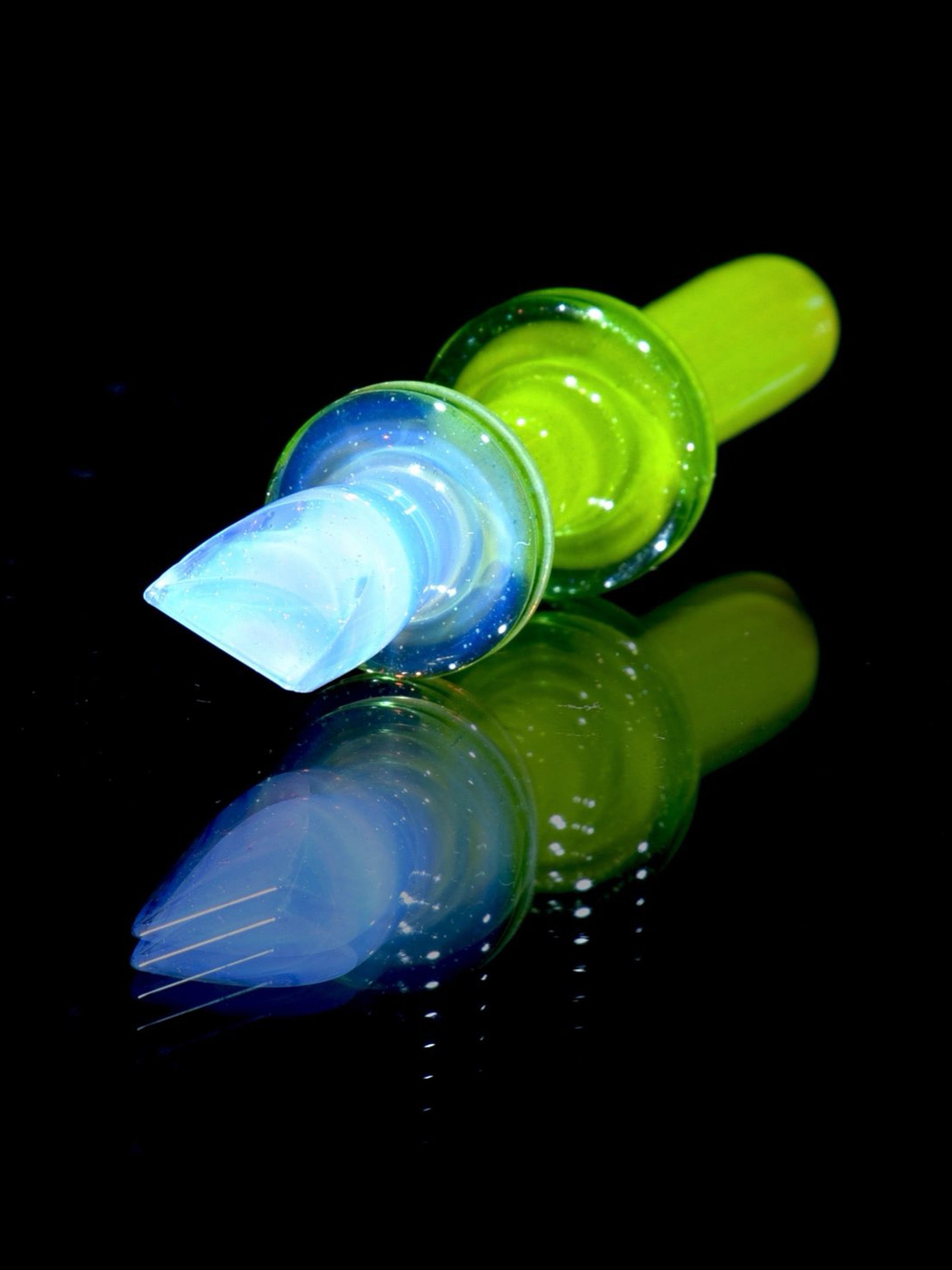 Preview pic of Creep Glass - Coldworked Chisel/Flat Tip Dab Tool - Moonstone/Sparkly Lime Drop