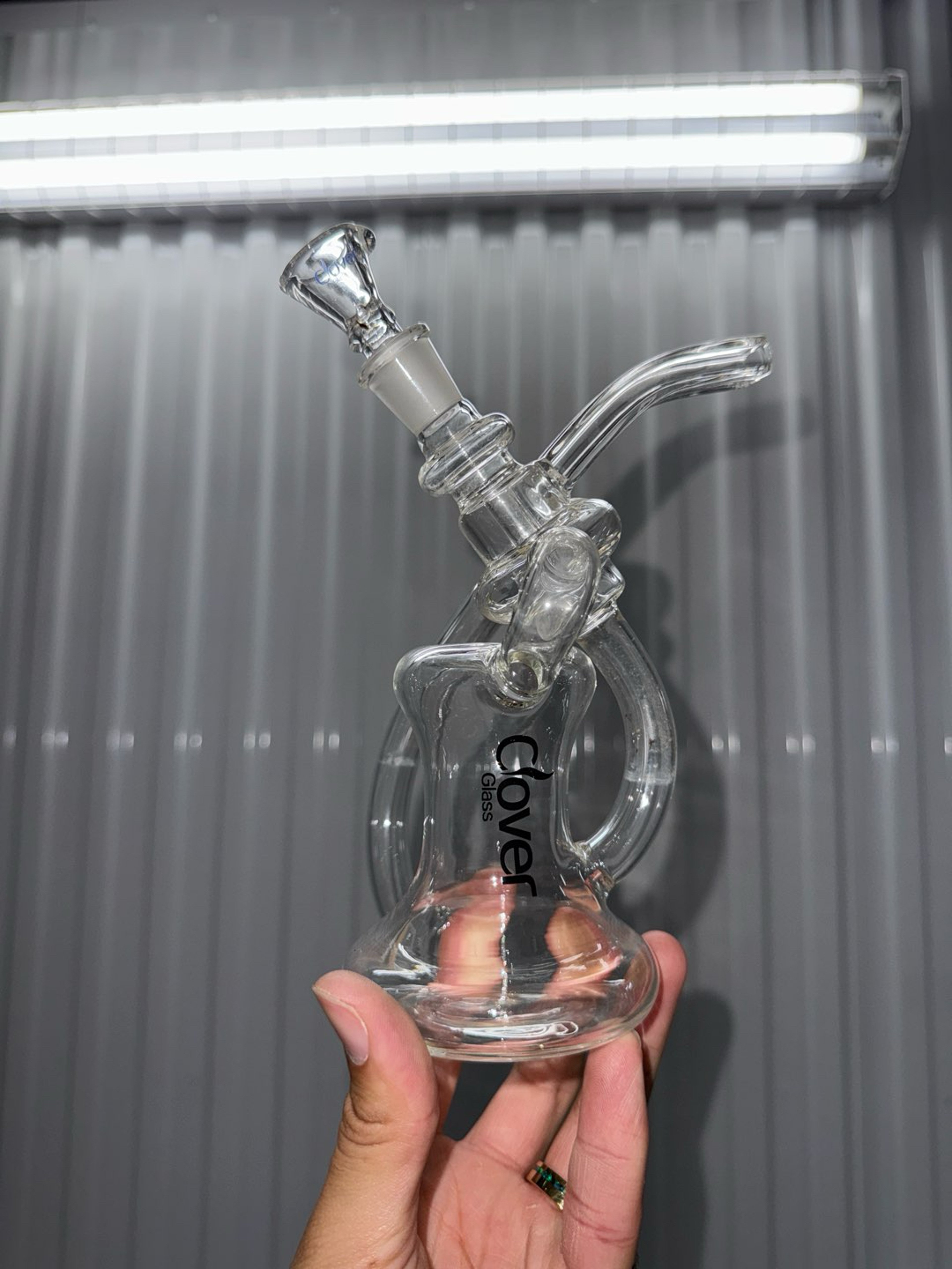 Preview pic of Clover recycling bong