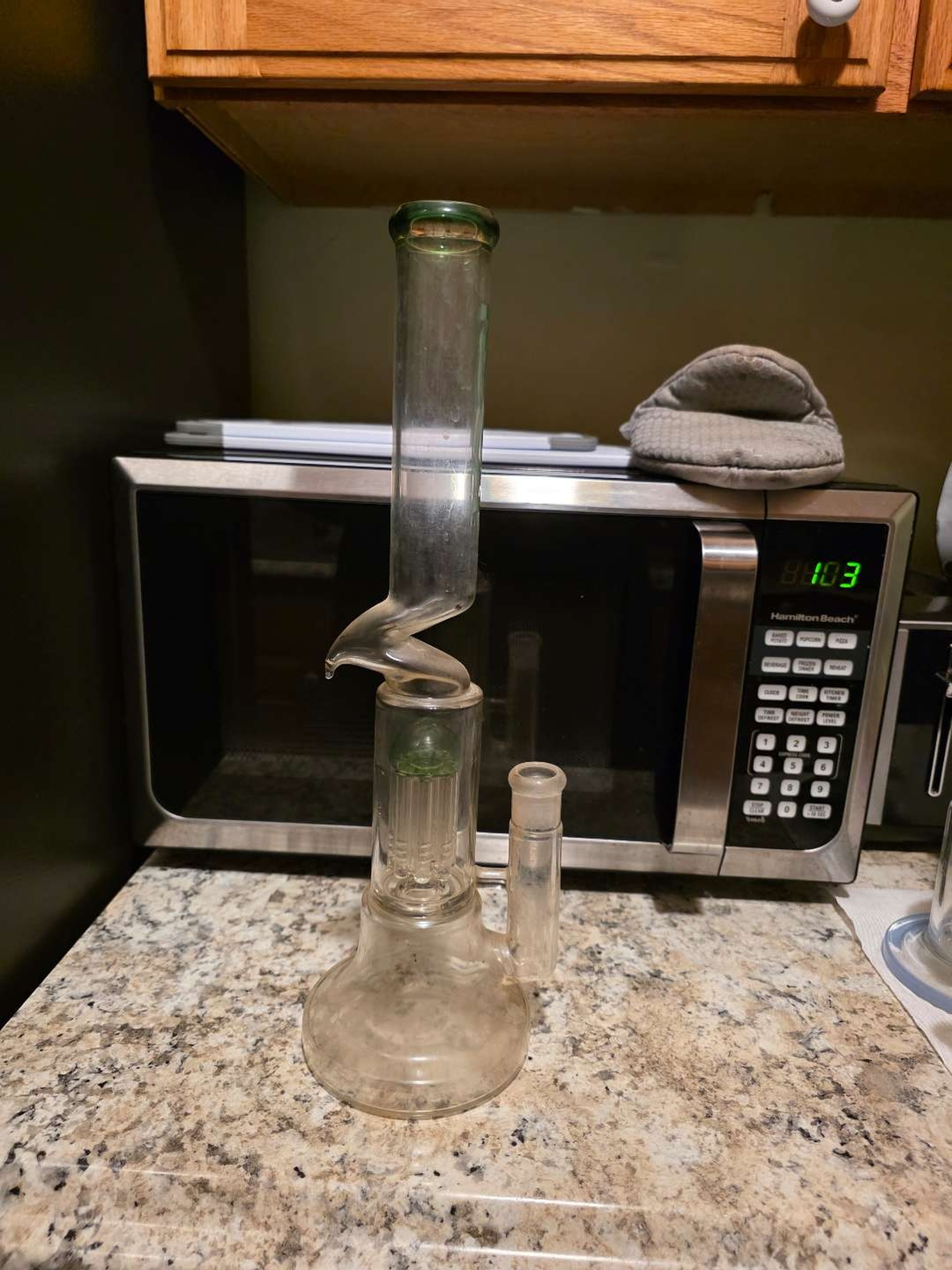Preview pic of Gasstation Roor bong
