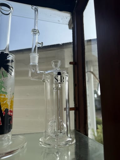 Preview pic of Rare and discontinued Sheldon Black bubbler