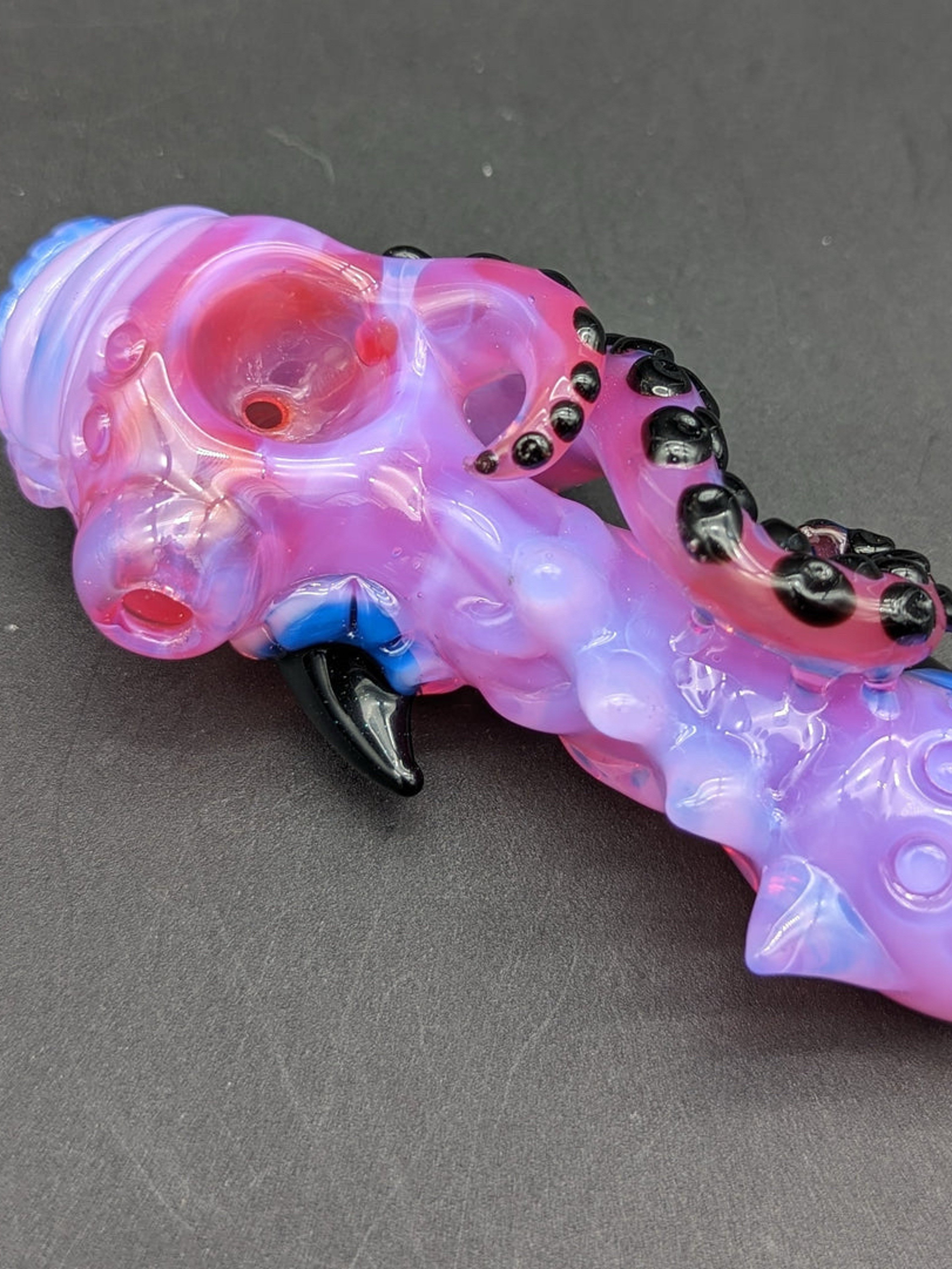Preview pic of MAKO GLASS SEA MONSTER SPOON PIPE