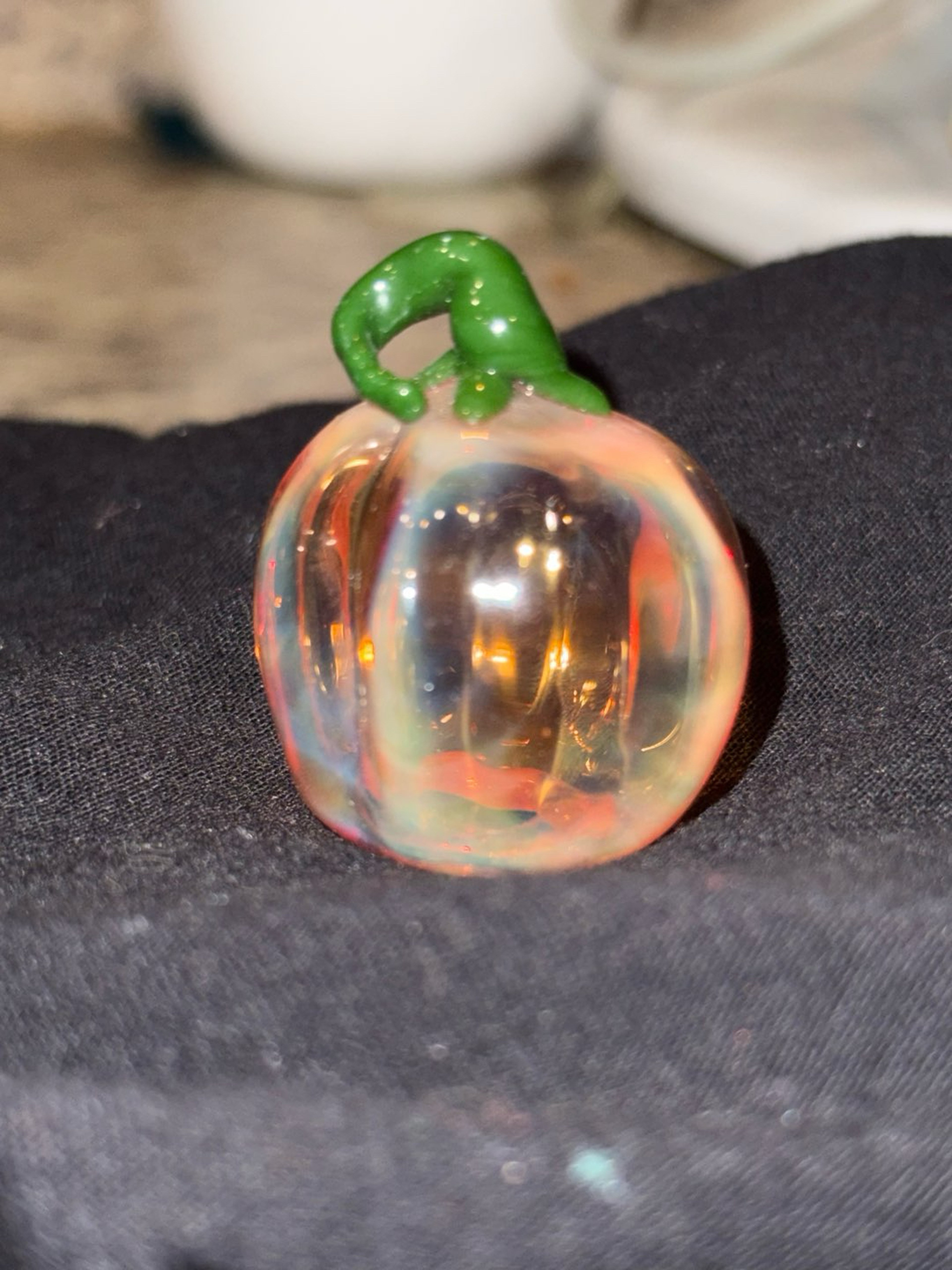 Preview pic of Pumpkin Pendant by Beastworks Glass