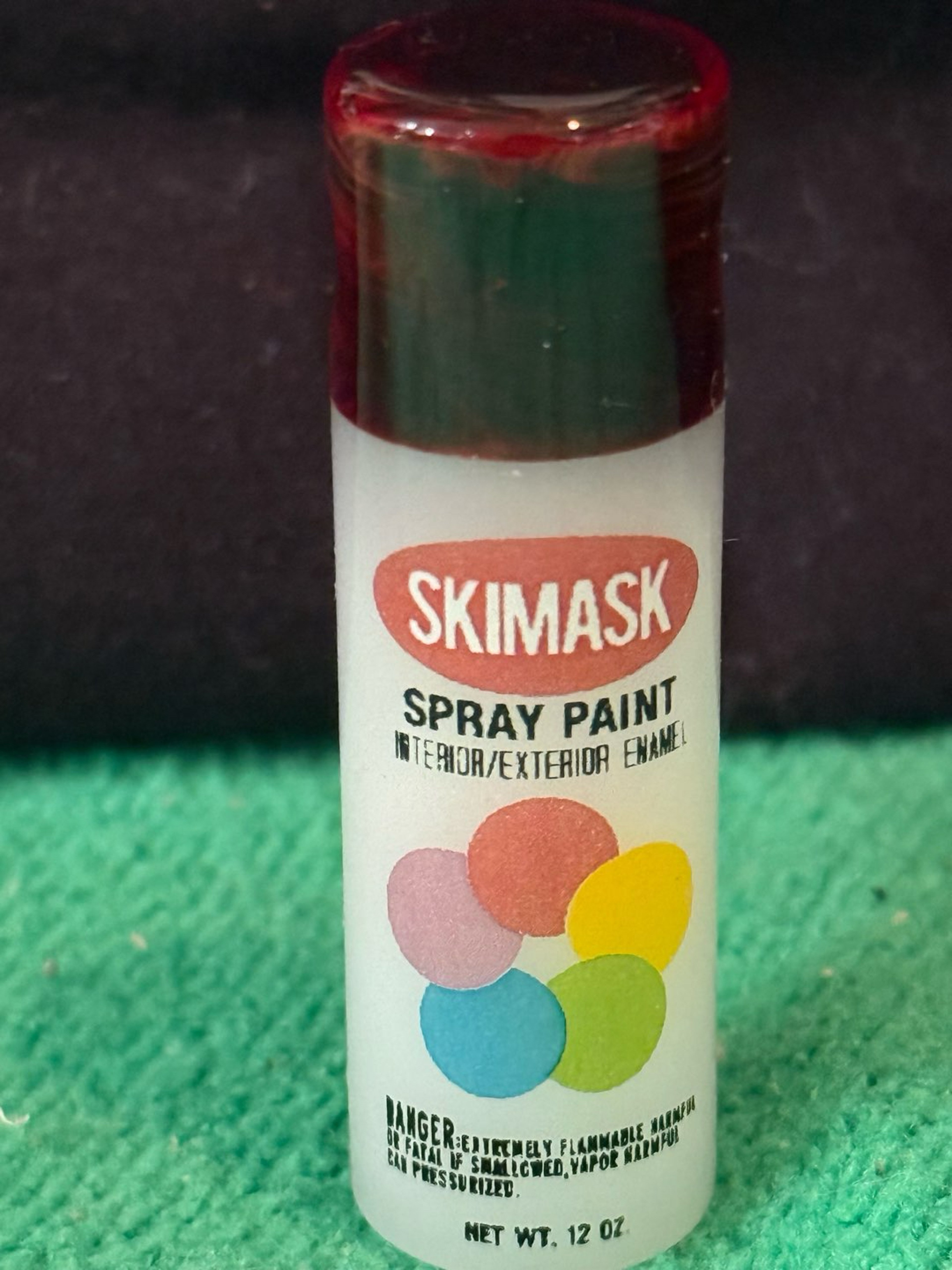 Skimask Glass Red Elvis Spraypaint Can image 0