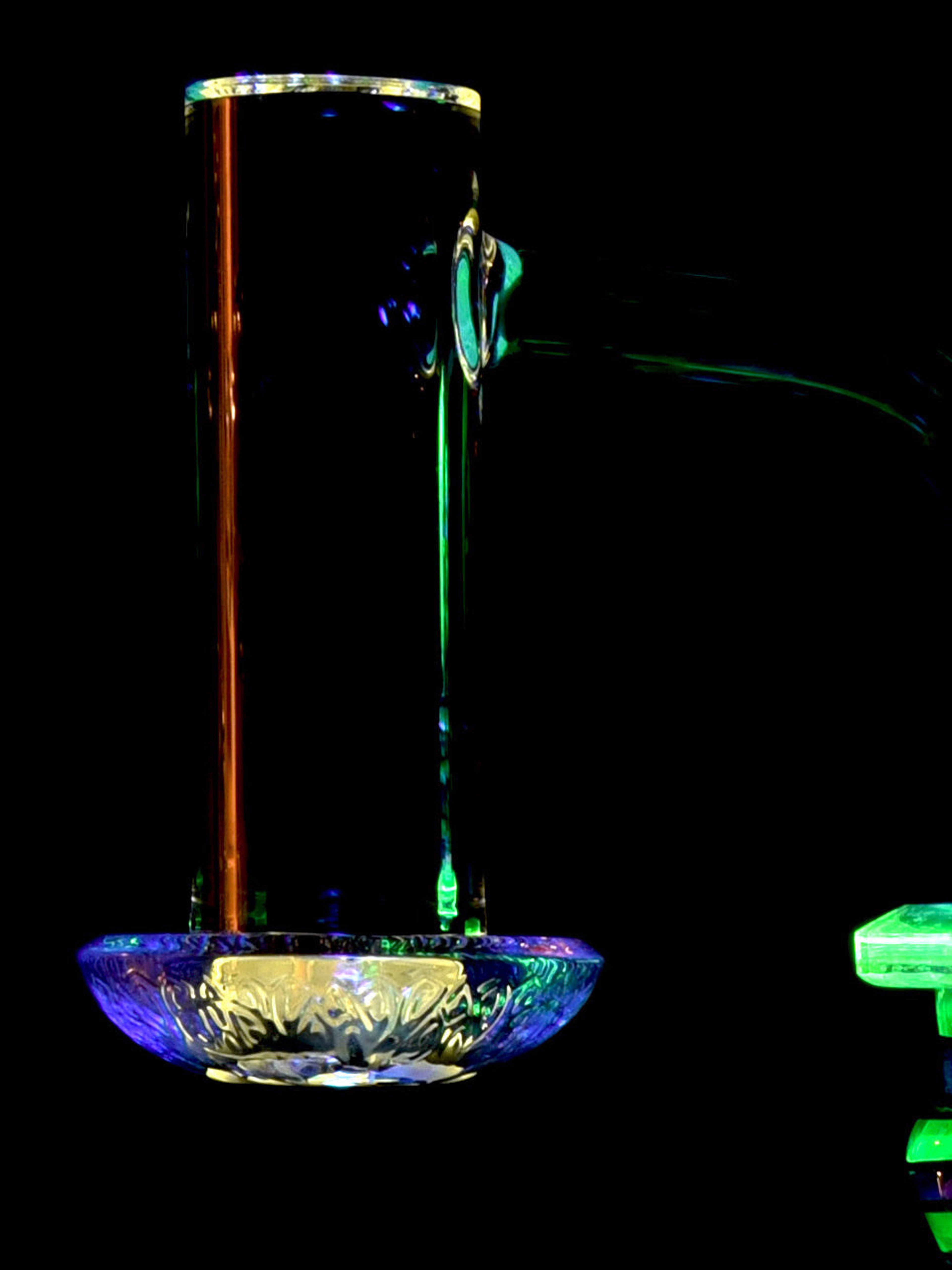 Black Market Glass - Sir Newton UV Reactive Auto-spinning Turbine Blender - 10mm/90° Joint image 0