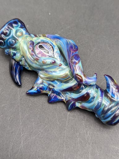 Preview pic of MAKO GLASS SEA MONSTER CHILLUM PIPE #2