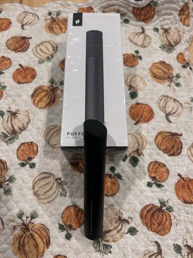Preview pic of Puffco Pivot