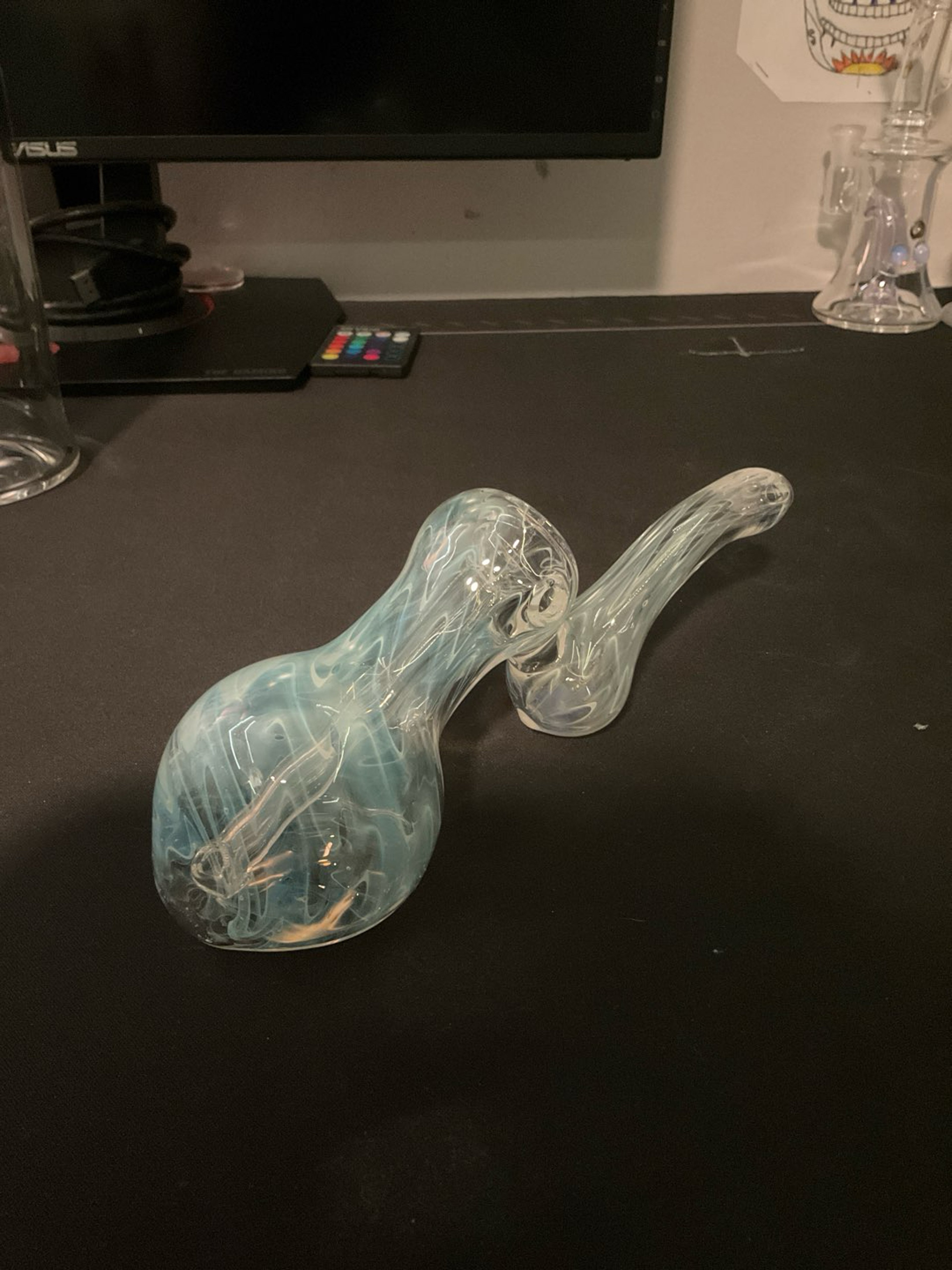 Preview pic of Fumed American made push bubbler