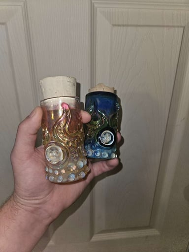 Preview pic of SILVER AND GOLD FUMED SKULL MILLIE GLASS JARS