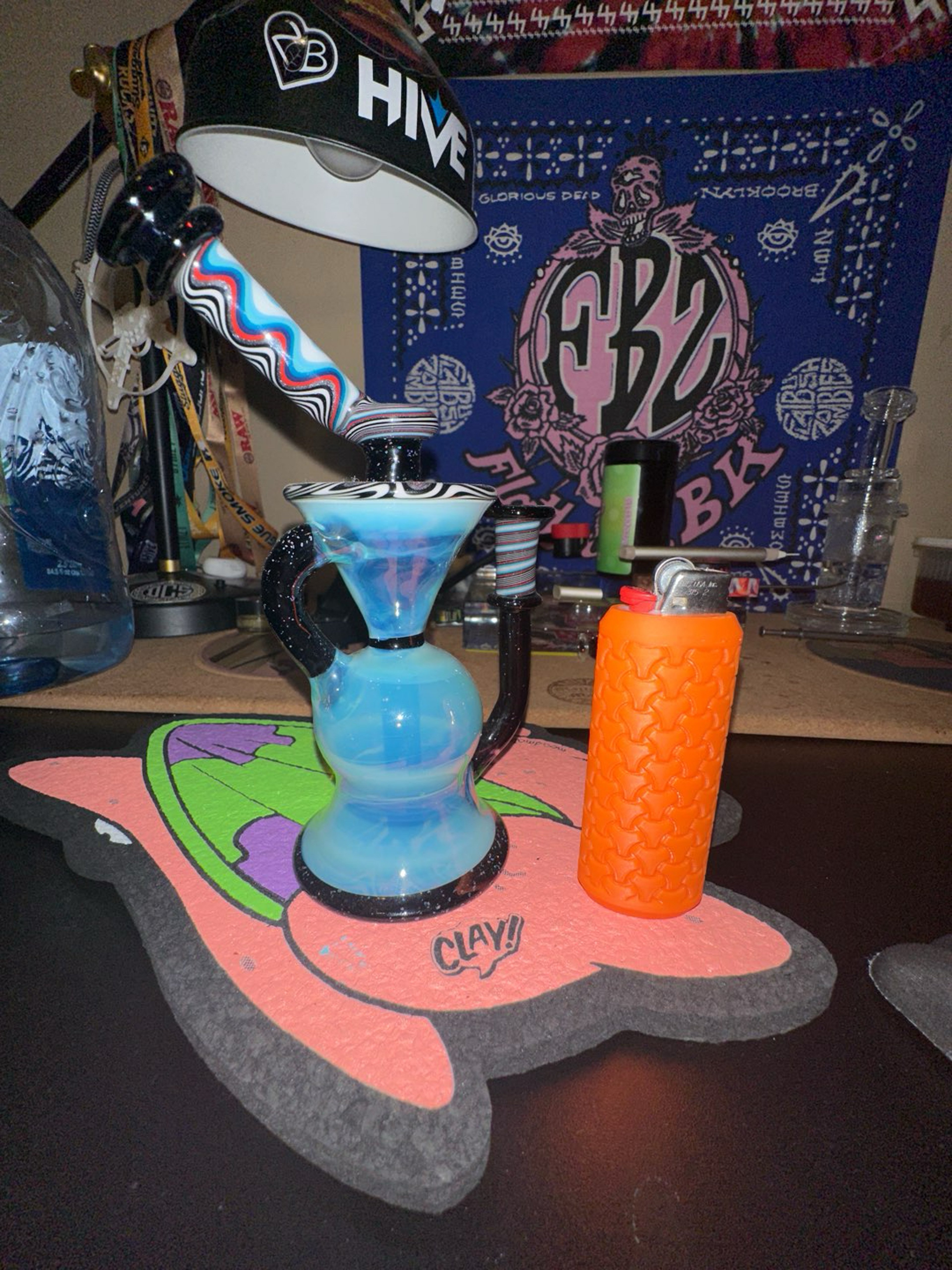 Preview pic of Manchild glass 10mm recycler