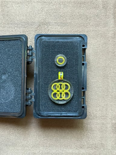 Preview pic of Vibe glass pendant