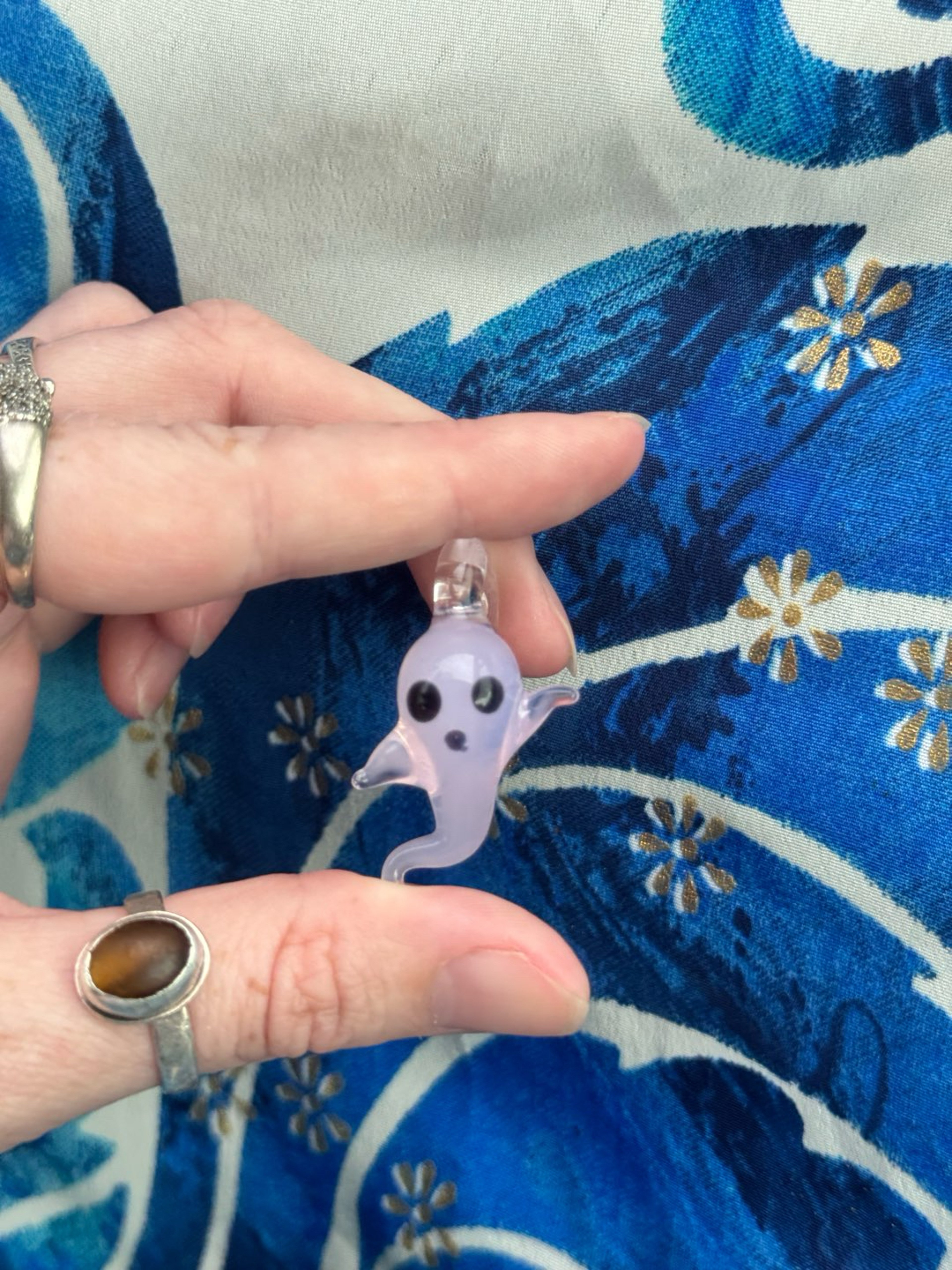 Little ghost pendant image 0