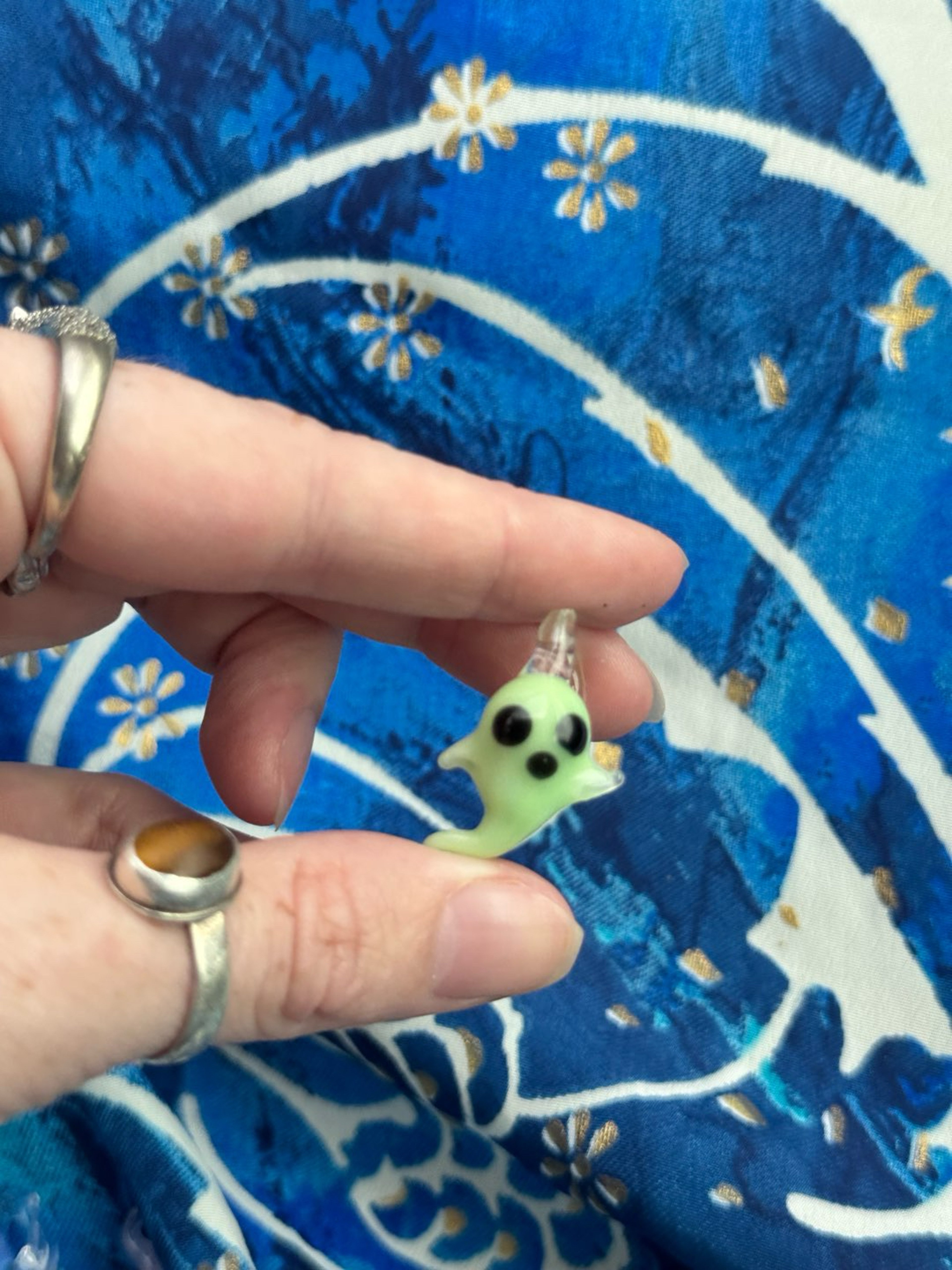 Little ghost pendant image 0