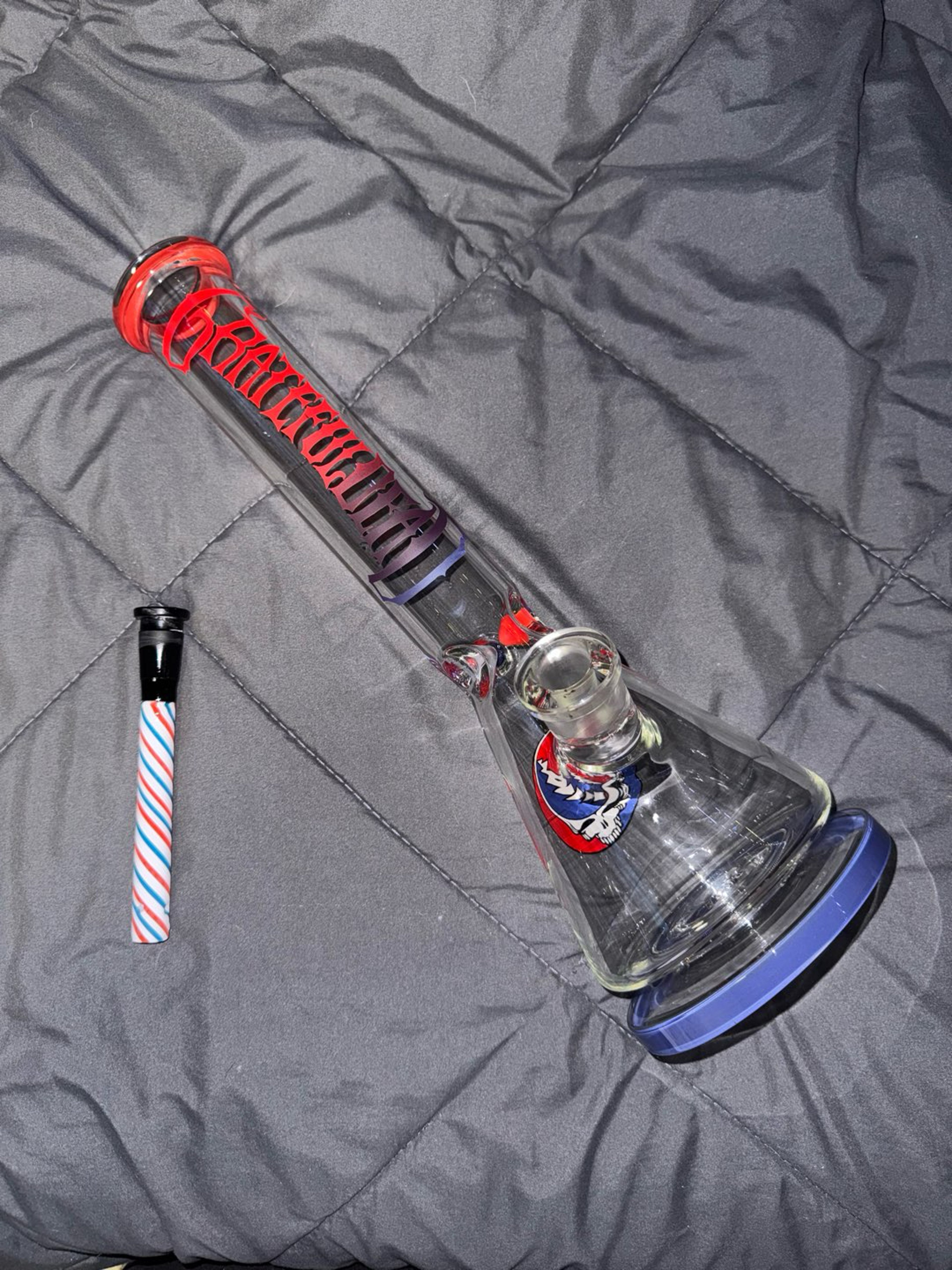 Preview pic of Grateful Dead Bong & Ashcatcher