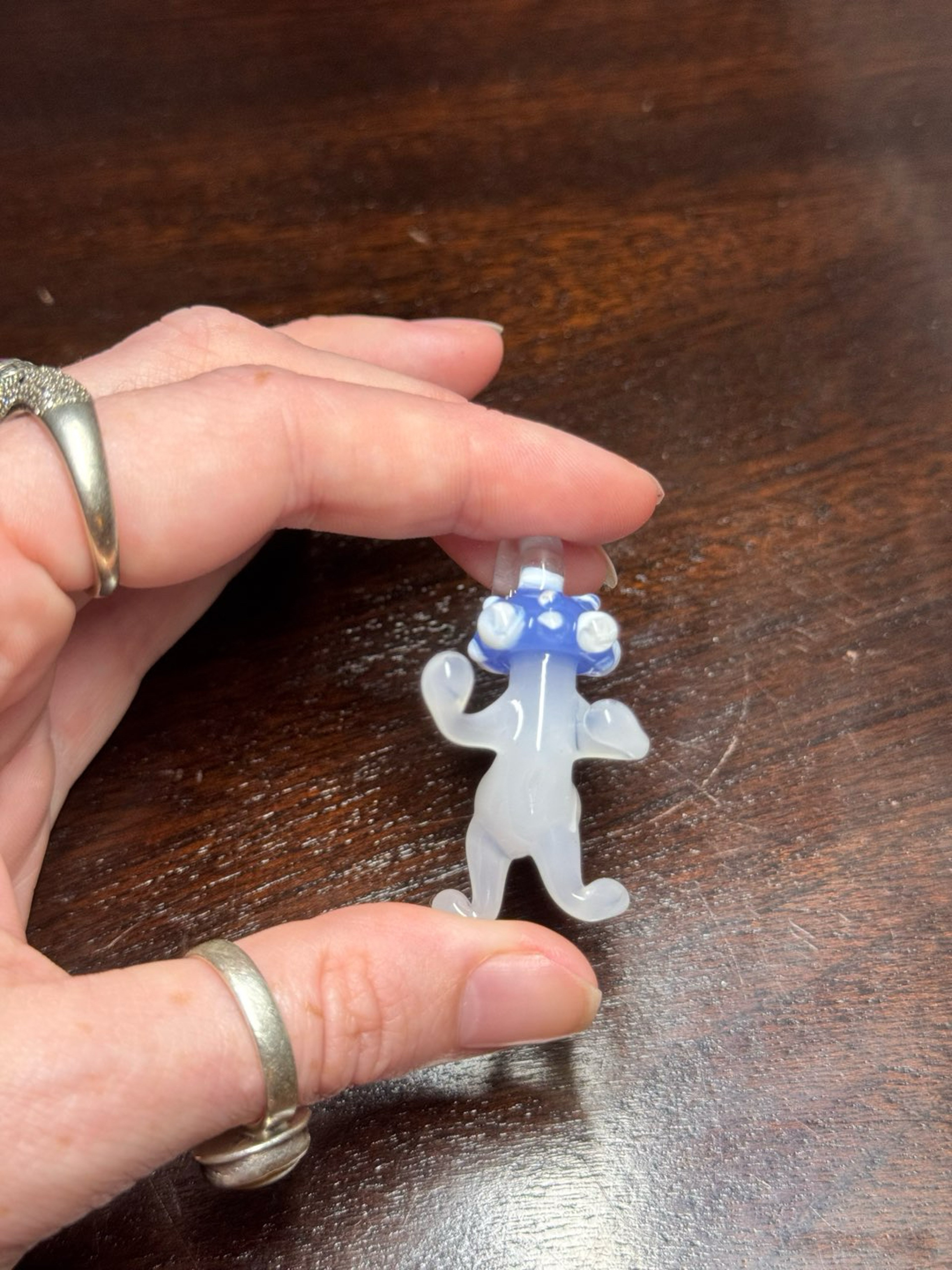 Preview pic of Dancing fungi pendant