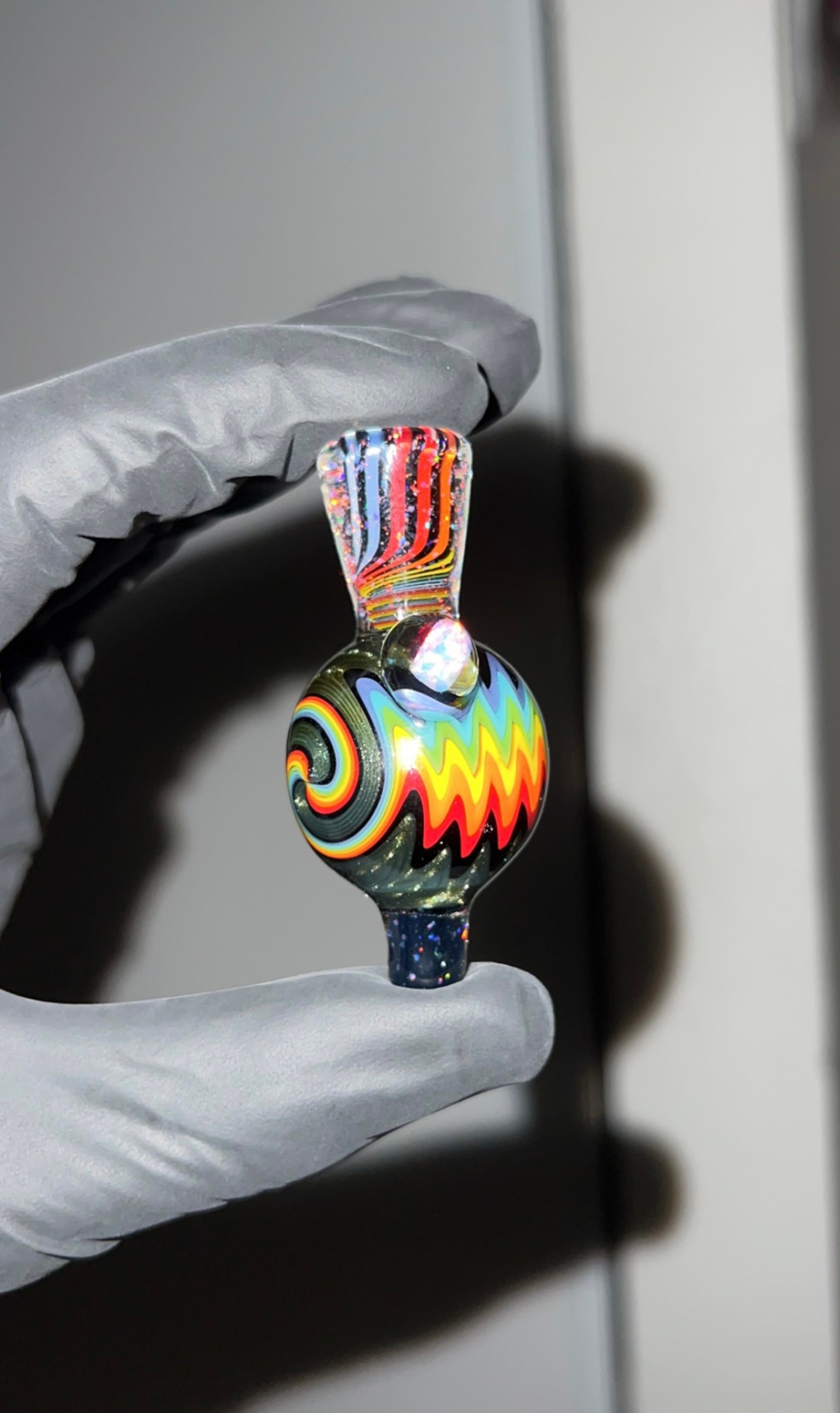 Preview pic of Jackpot rainbow 25mm wigwag opal bubble
