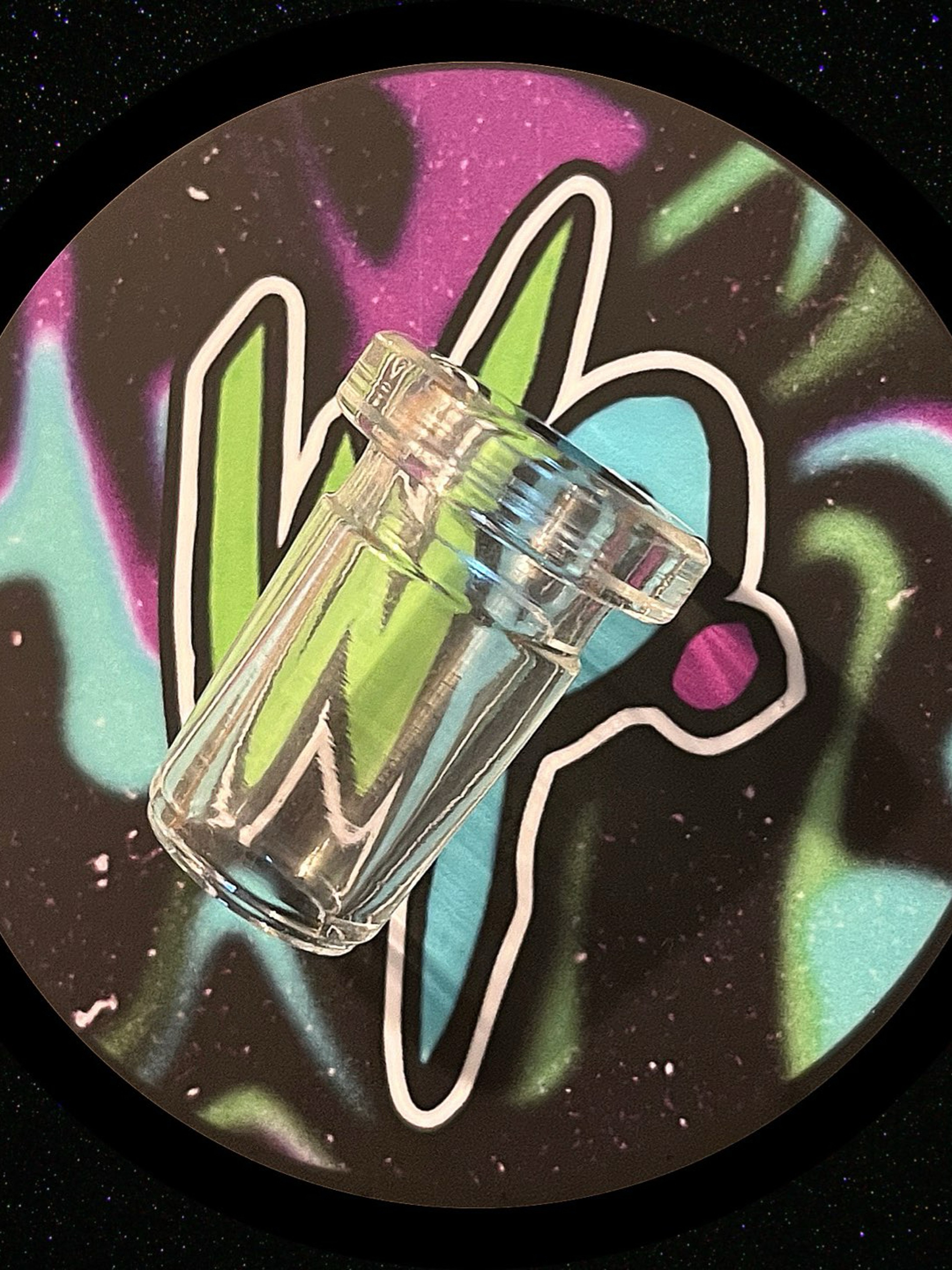 Preview pic of 18mm/14mm Glass Dab Rig Adapter – High Quality Clear Connector