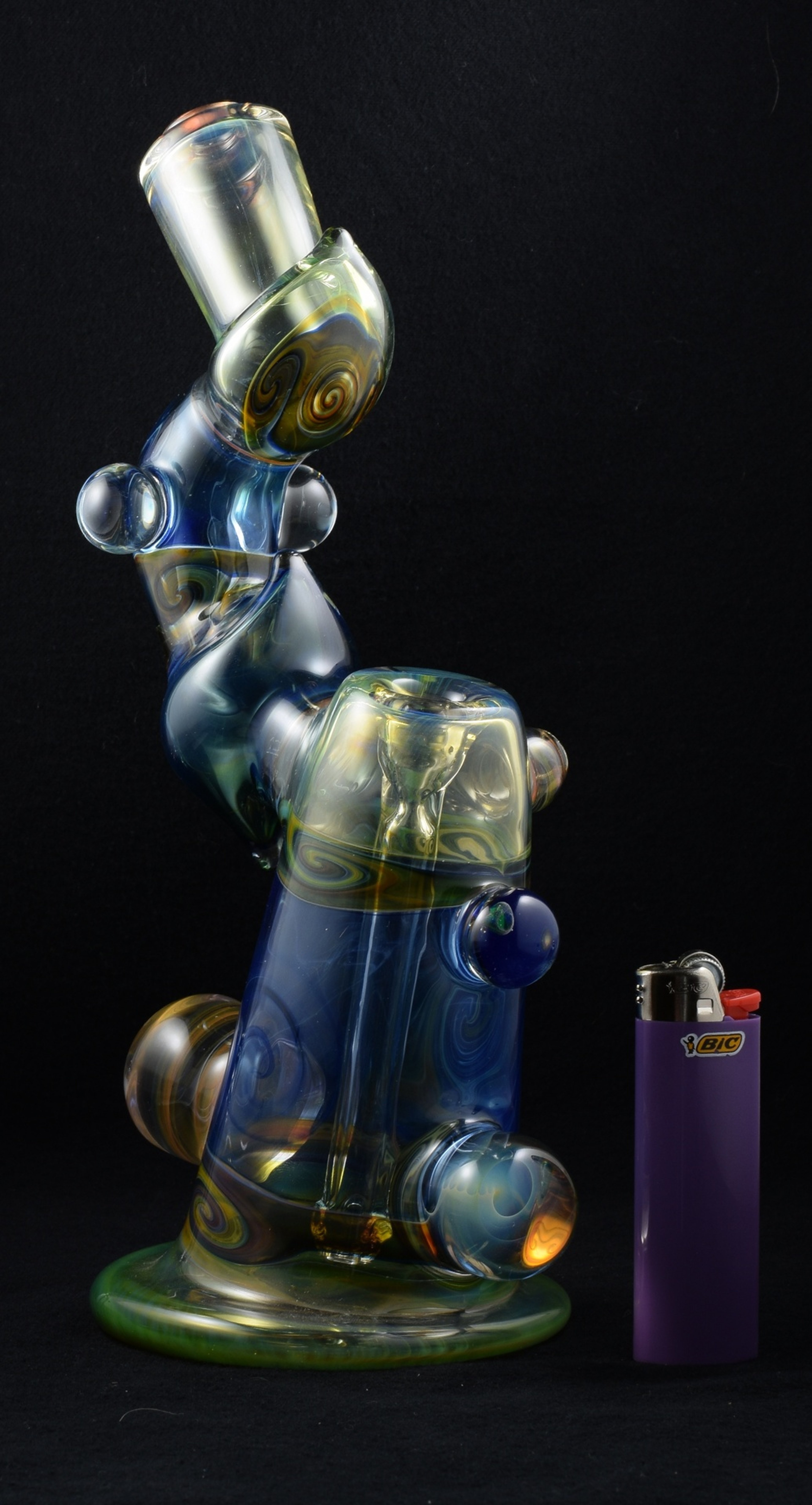 Preview pic of Legion of Fume bubbler