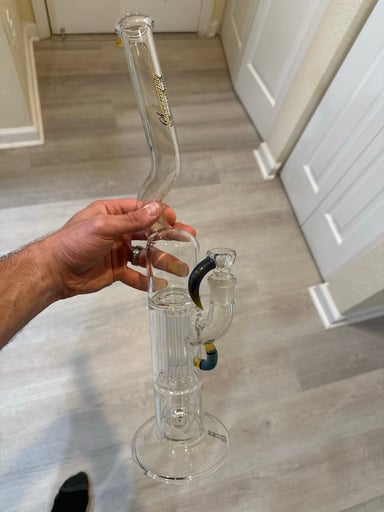 Preview pic of OG Sovereignty Pillar Natty Neck (2011–2012)