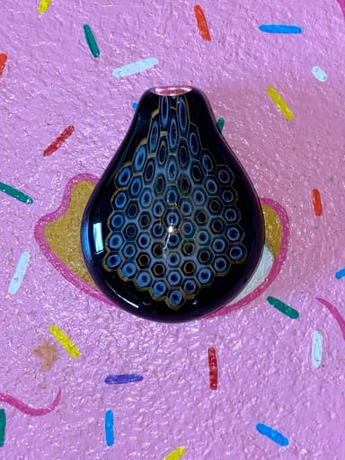 Preview pic of Teurfs Honeycomb Pendant