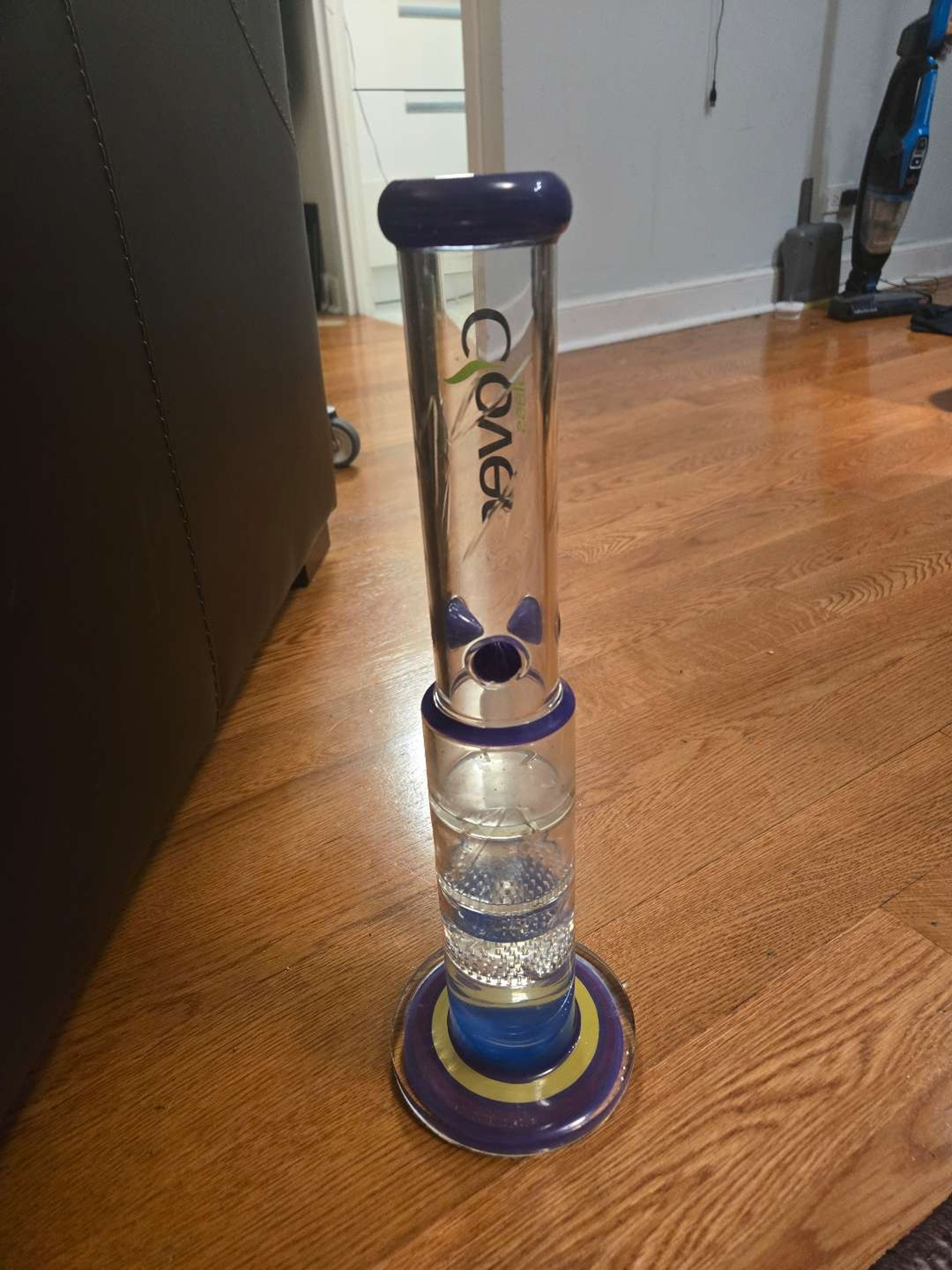 Preview pic of Clover glass bong