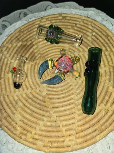 Preview pic of 4 unknown artist pieces