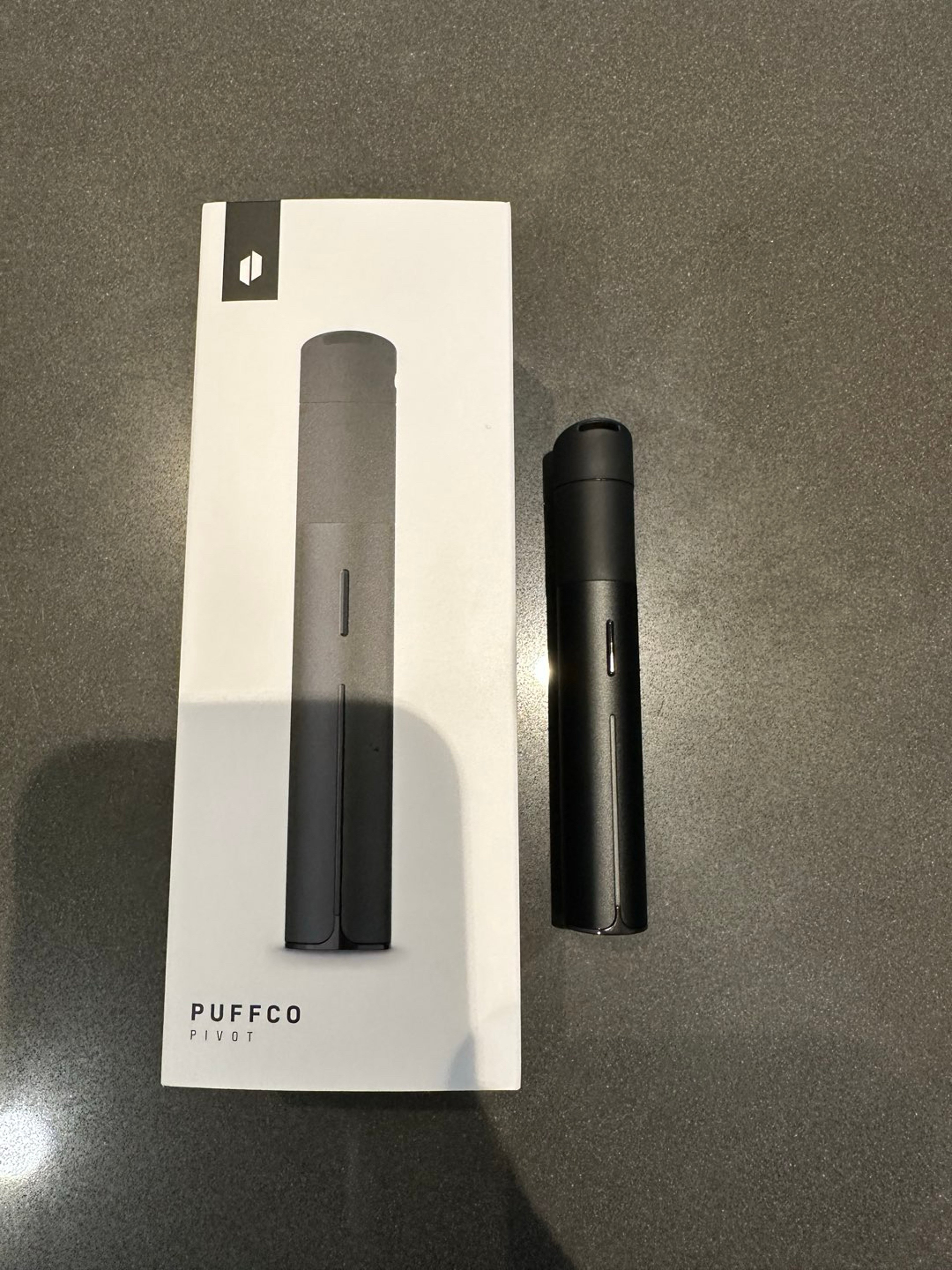 Preview pic of Puffco Pivot Onyx