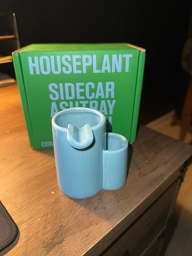 Preview pic of Houseplant Sidecar Ashtray