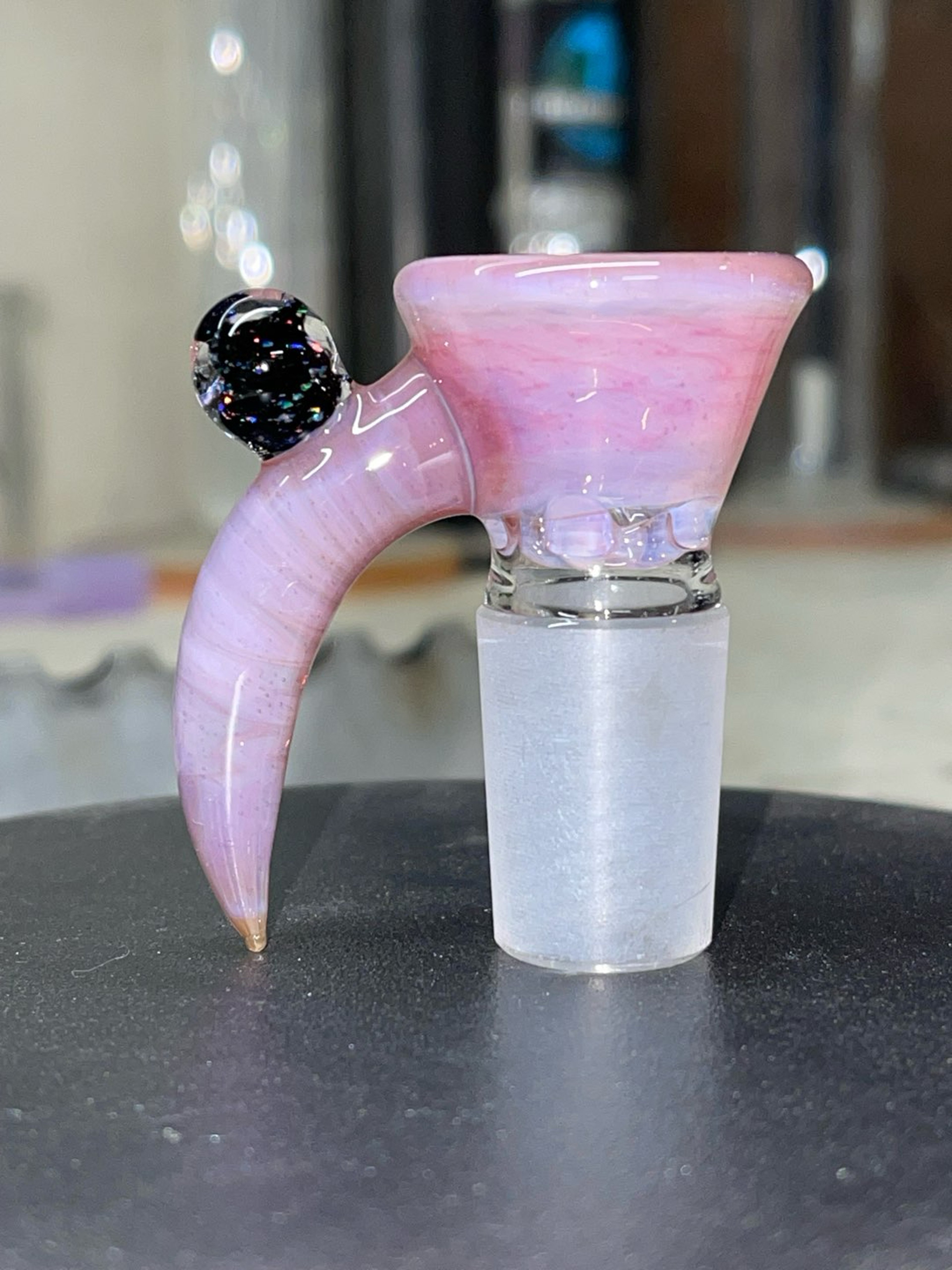 Preview pic of 18mm 4 holes, opal peach color