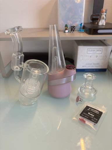 Preview pic of Puffco New Peak Bundle