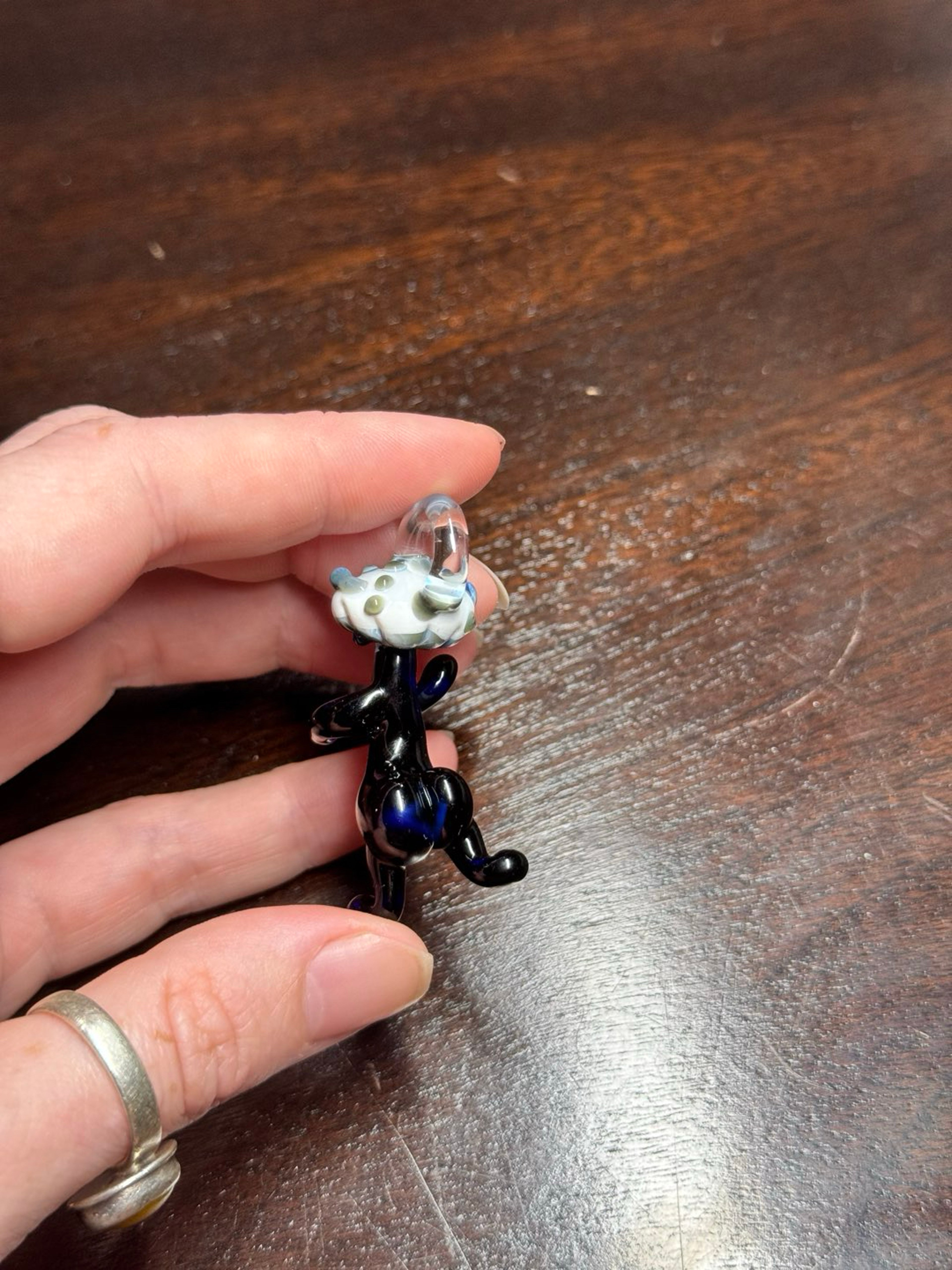 Preview pic of Fancy dancing fungi pendant