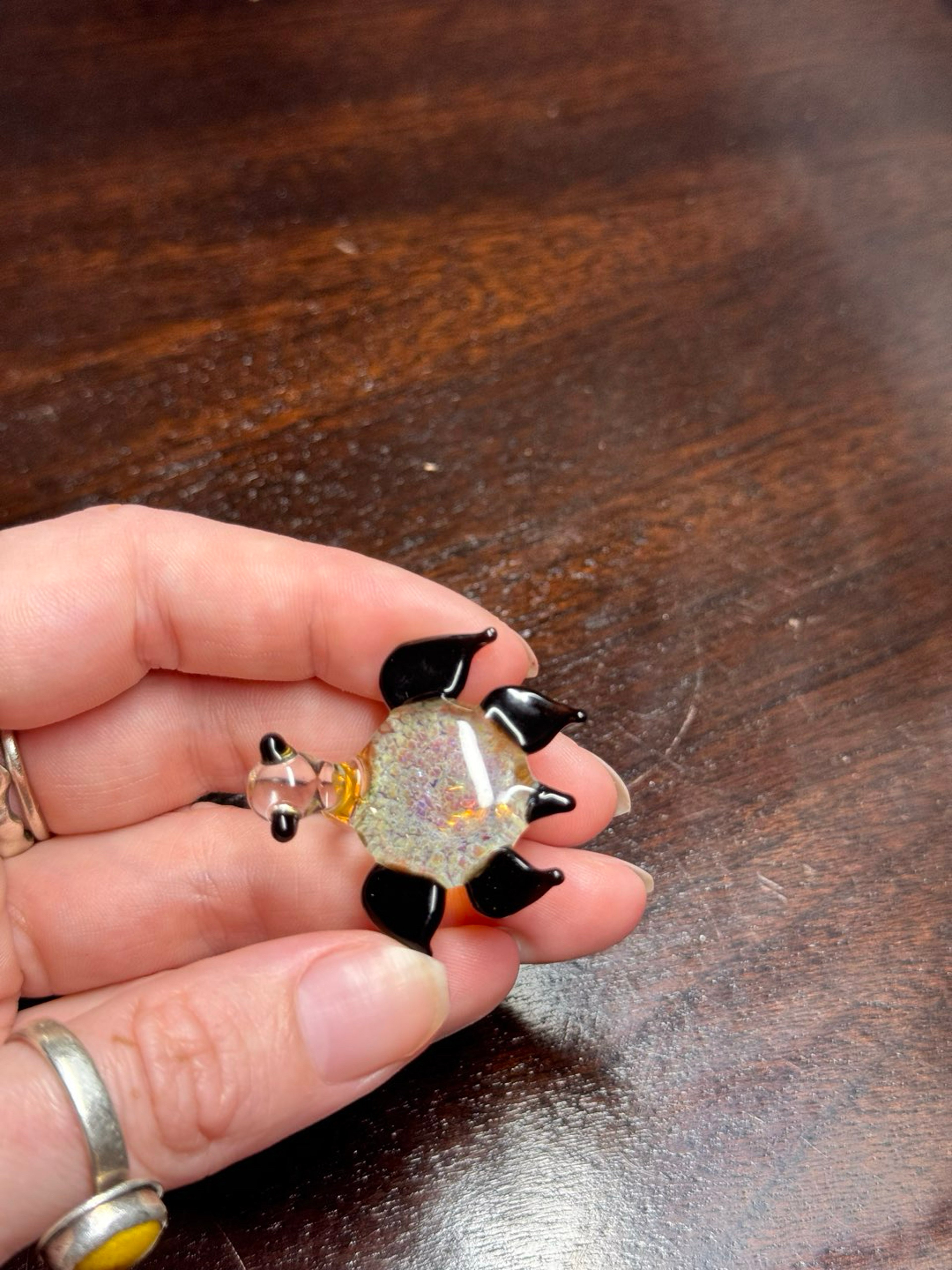 Turtle pendant - black image 0