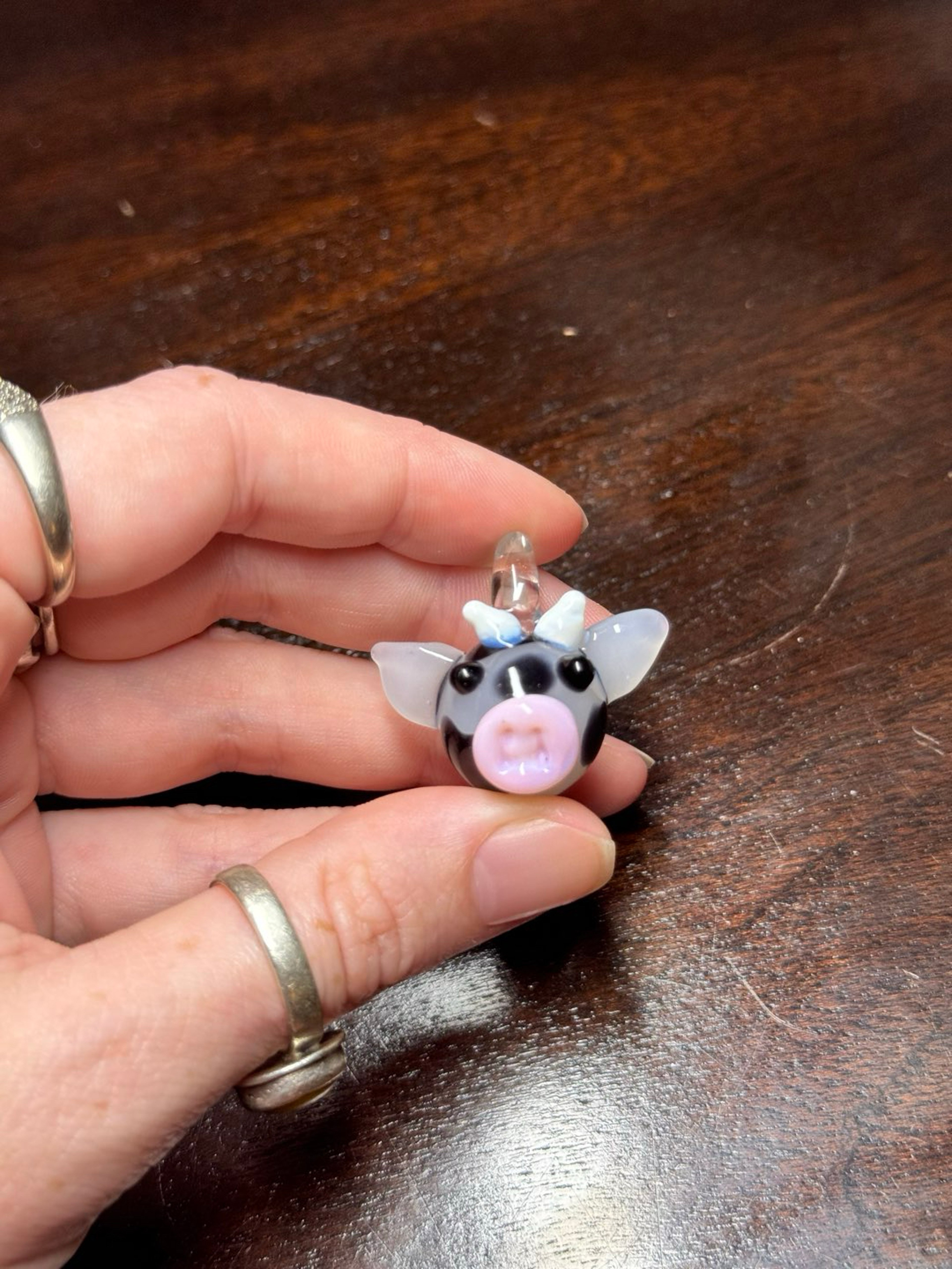 Preview pic of Cow head pendant