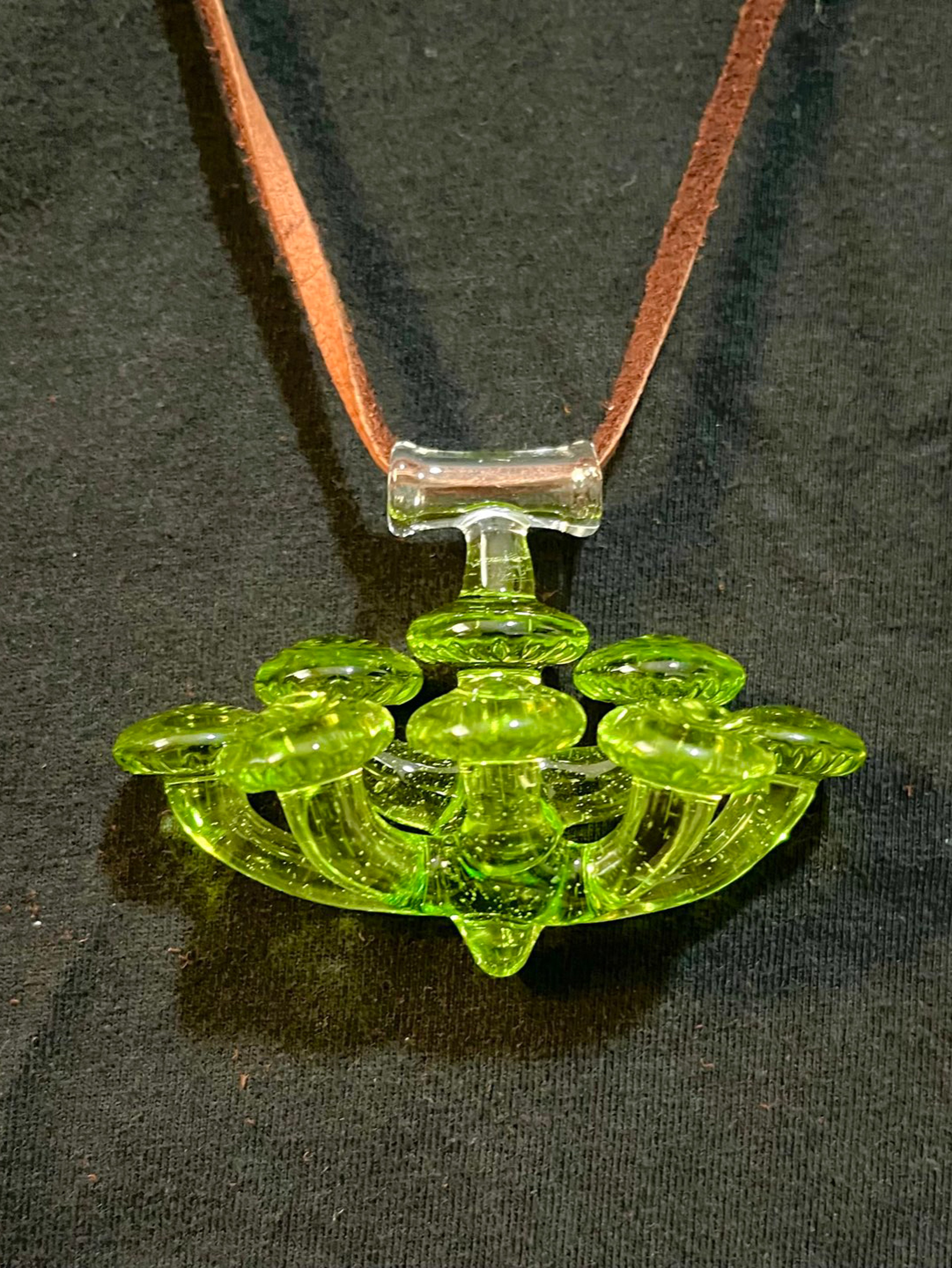 Preview pic of Kryptonite Lotushroom by Glasszinski