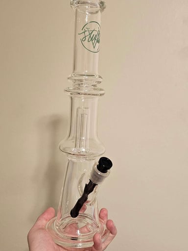 Preview pic of Studio V Double Chamber Beaker