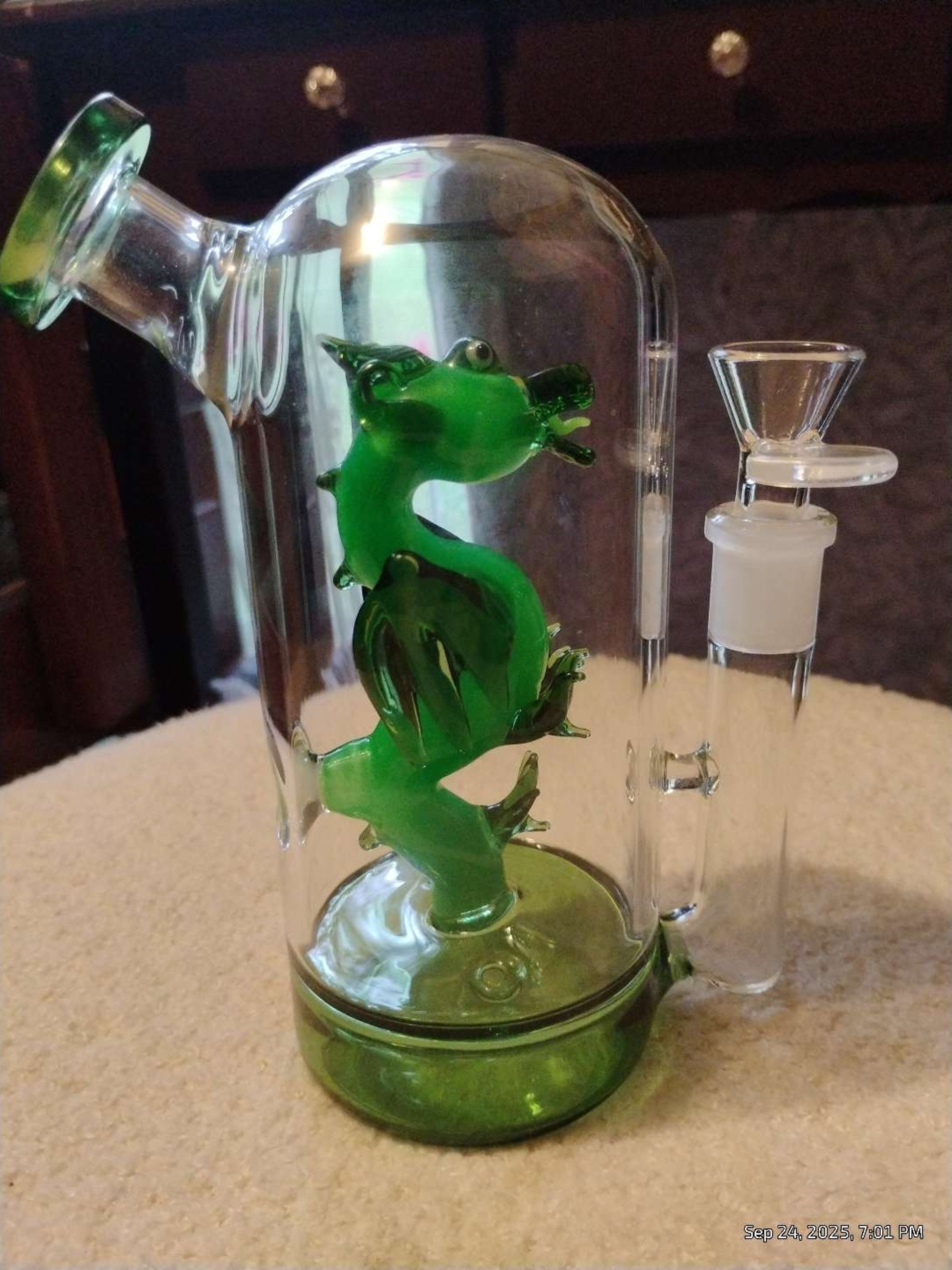 Preview pic of Dragon globe