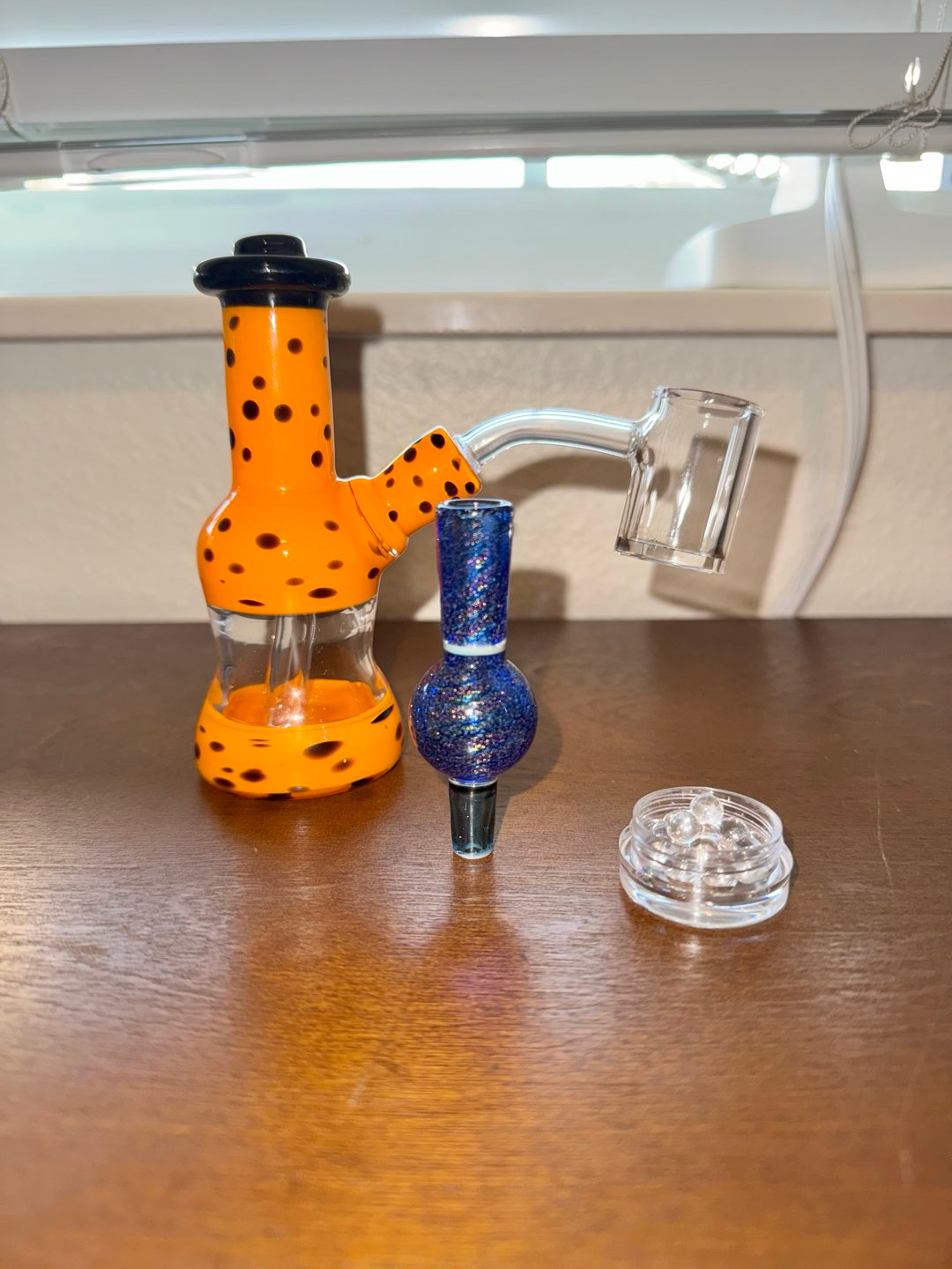 Preview pic of Heady American Rig with Toro, cap, accessories
