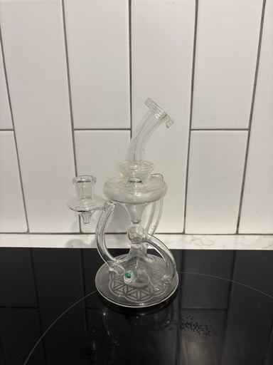 Preview pic of Casa Glass Opal Rig