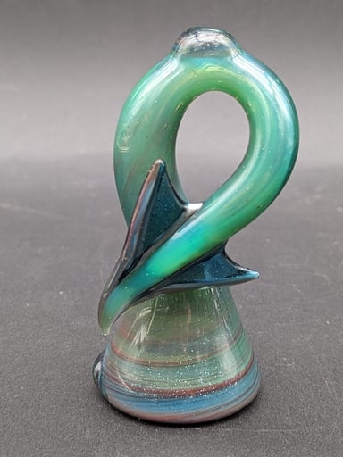 Preview pic of MAKO GLASS DRAGON TAIL DRY PUFFCO PEAK GLASS