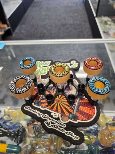 Preview pic of J Worth It - Skate Wheel Slide