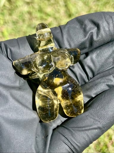 Preview pic of serum chunky babe CFL