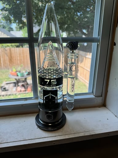 Preview pic of Caliber Bong