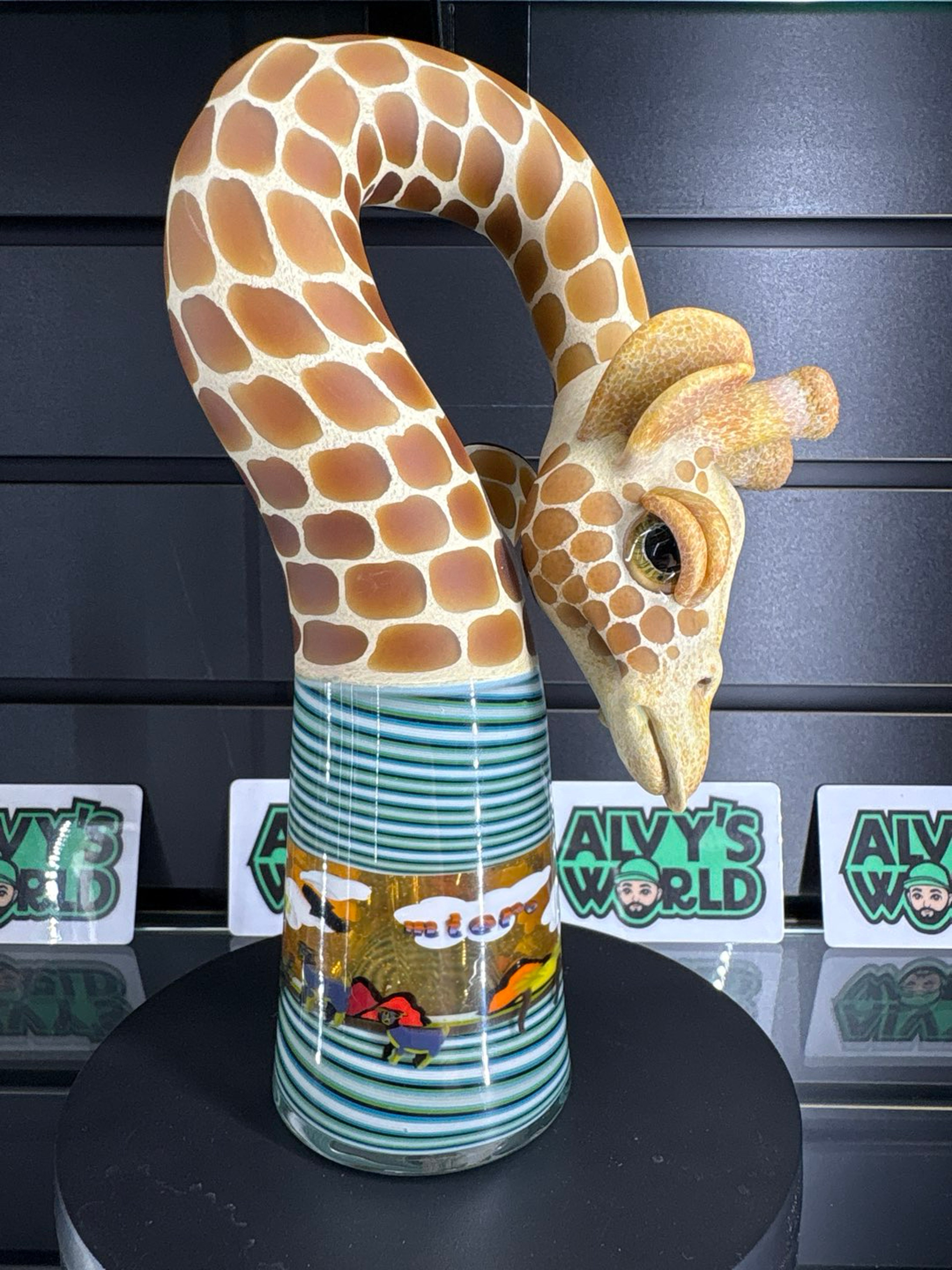 Preview pic of Robertson glass x Micro giraffe head rig