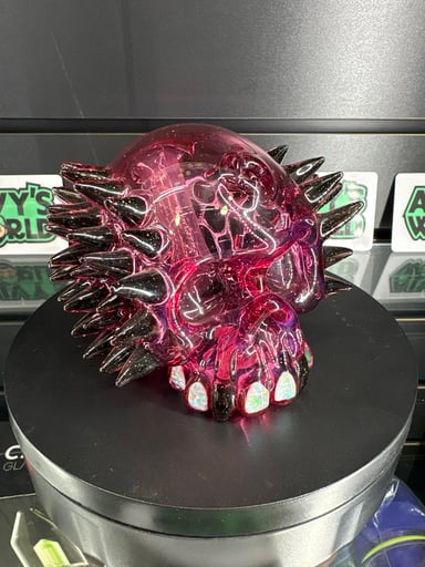 Preview pic of Carsten glass horn skull