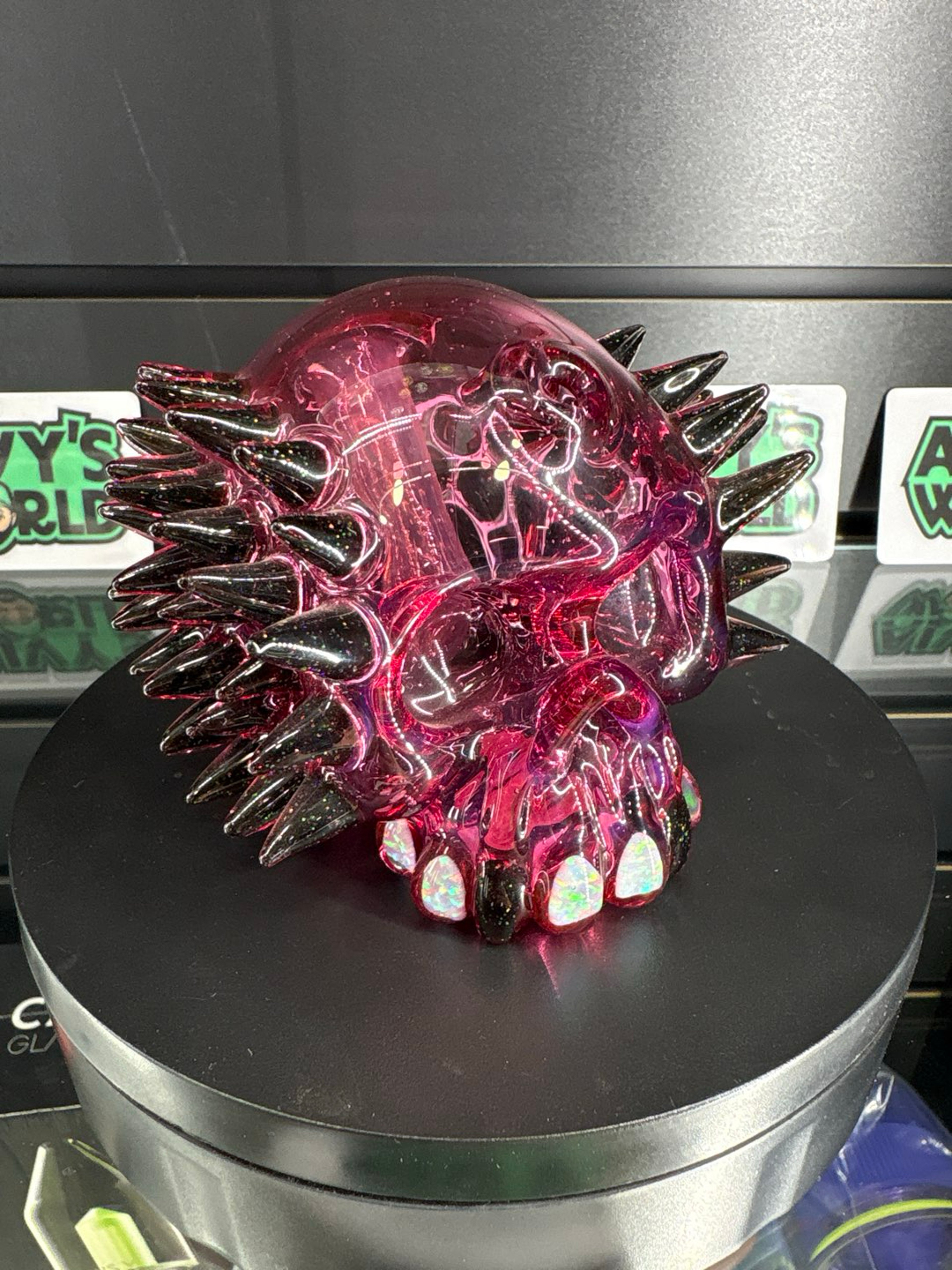 Preview pic of Carsten glass horn skull