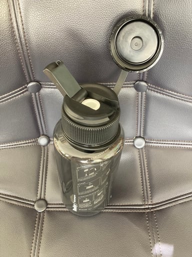 Preview pic of Puffco Water Bottle Bong