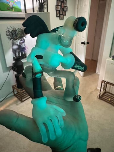 Preview pic of Lessmor