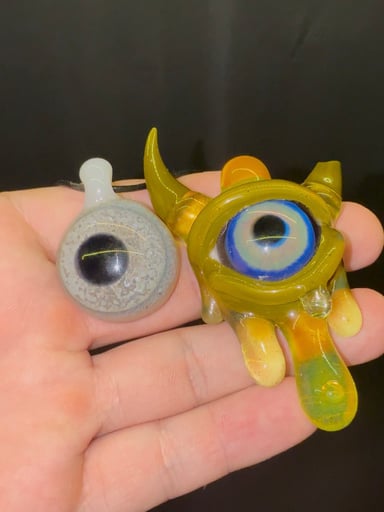 Preview pic of Eye pendants